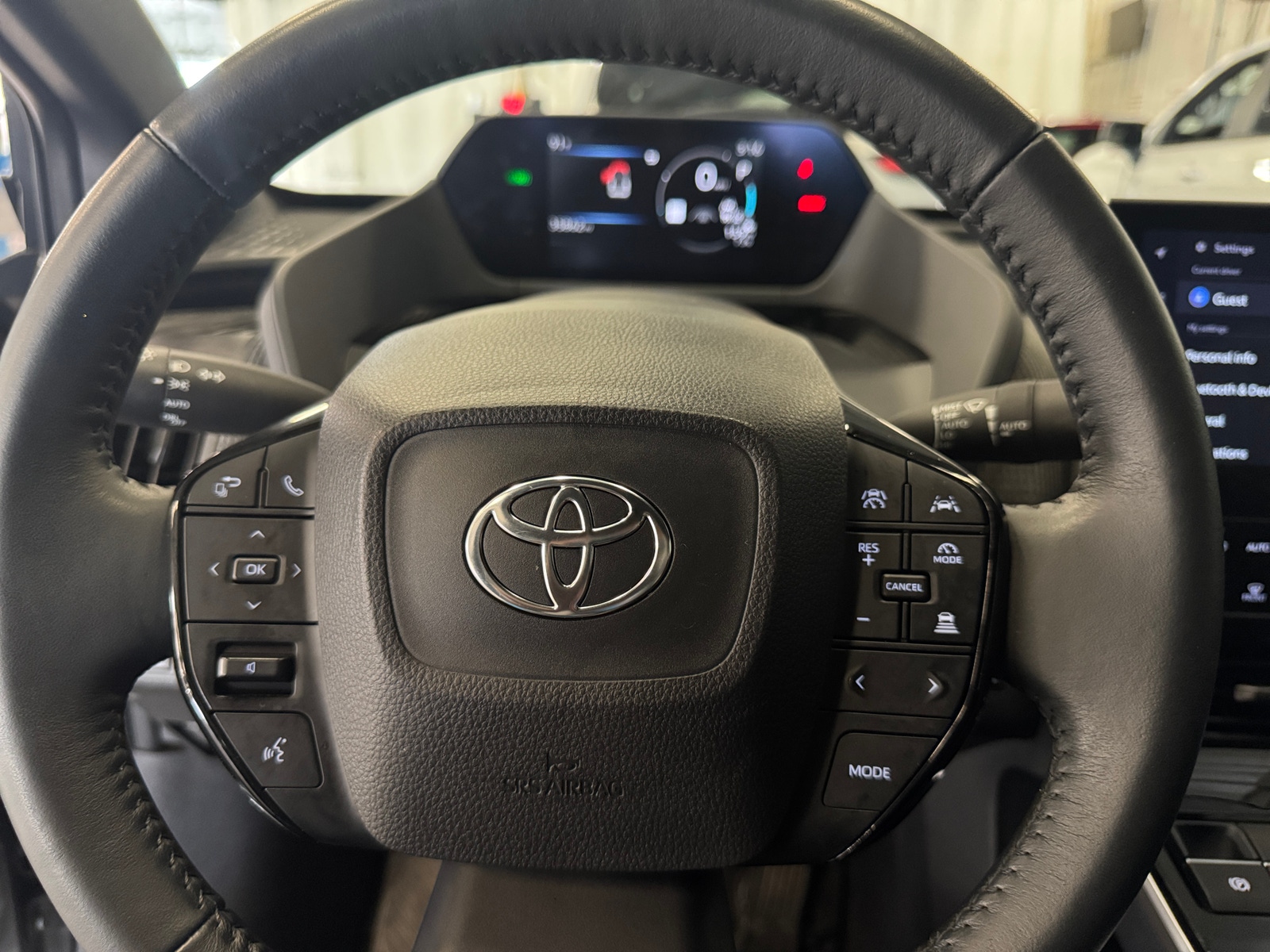 Thumbnail: 2024 Toyota bZ4X - 5