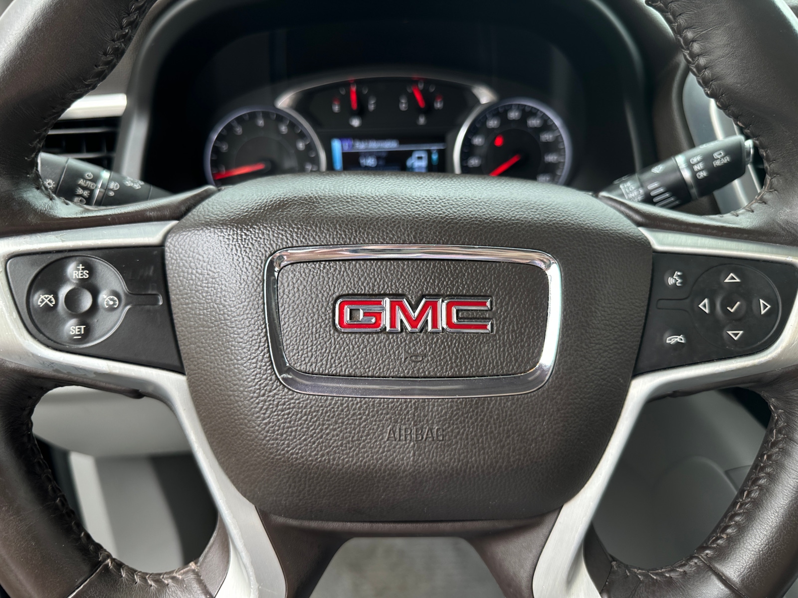 Thumbnail: 2017 GMC Acadia - 4