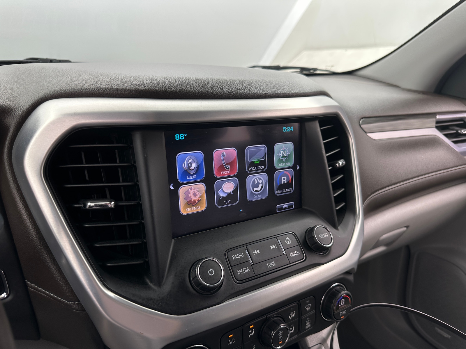 Thumbnail: 2017 GMC Acadia - 3