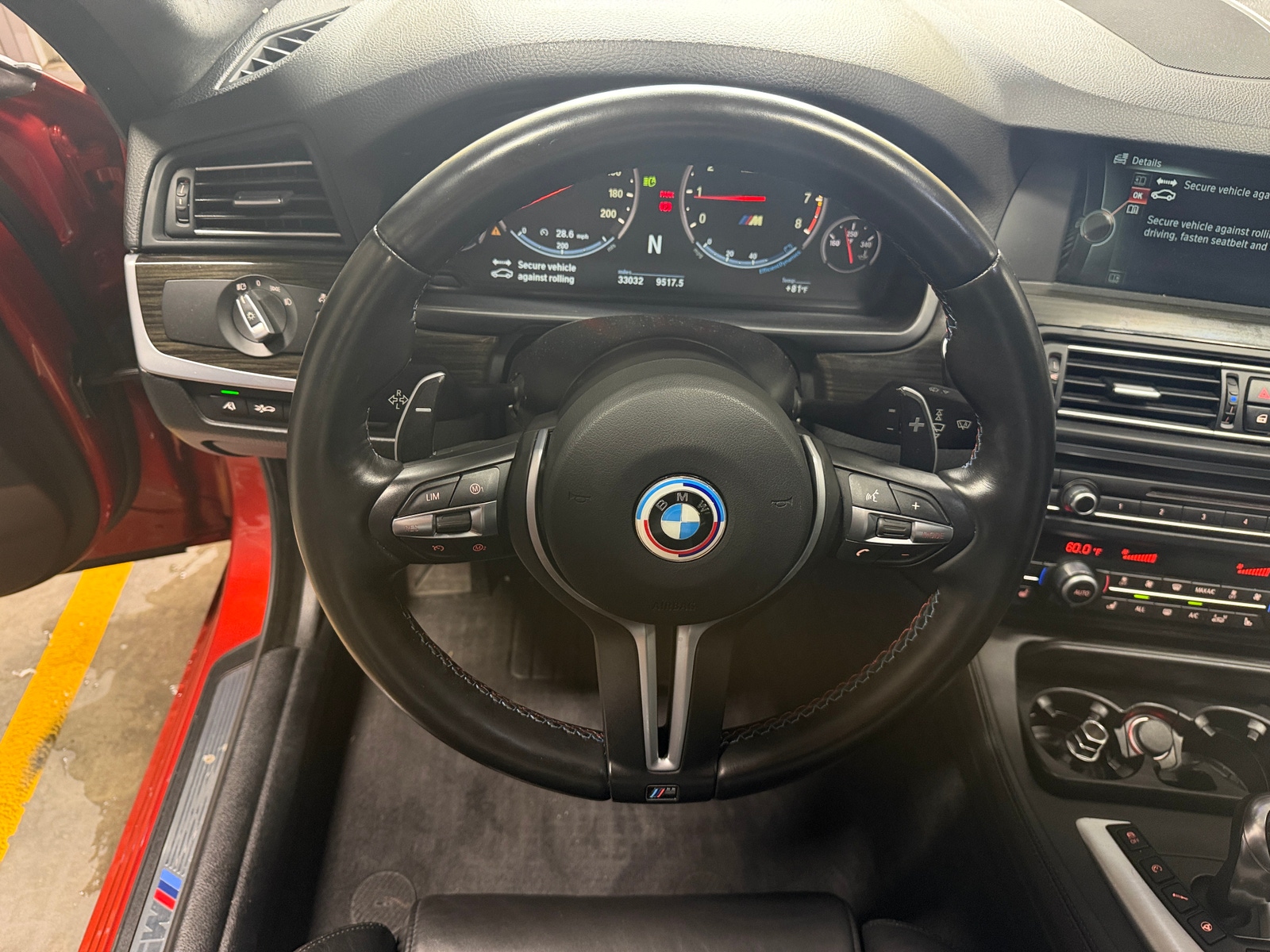 Thumbnail: 2013 BMW M5 - 4