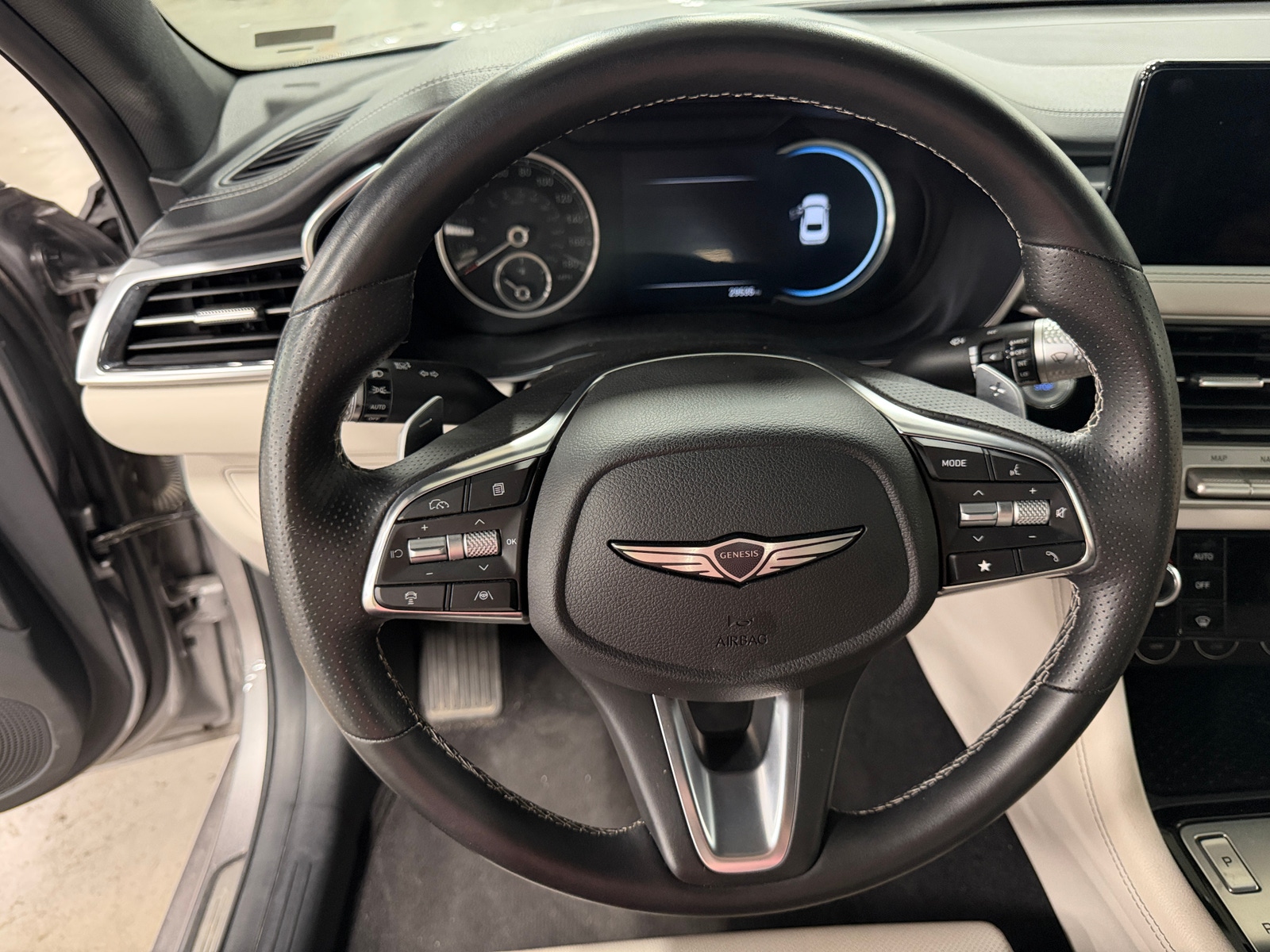 Thumbnail: 2025 Genesis G70 - 4