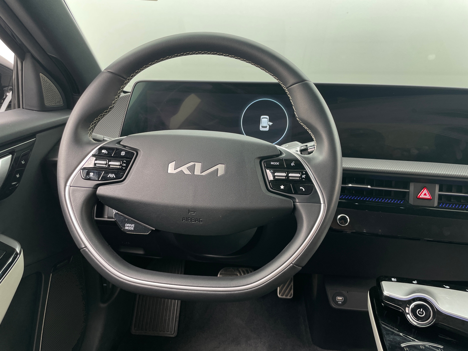Thumbnail: 2024 Kia EV6 - 5