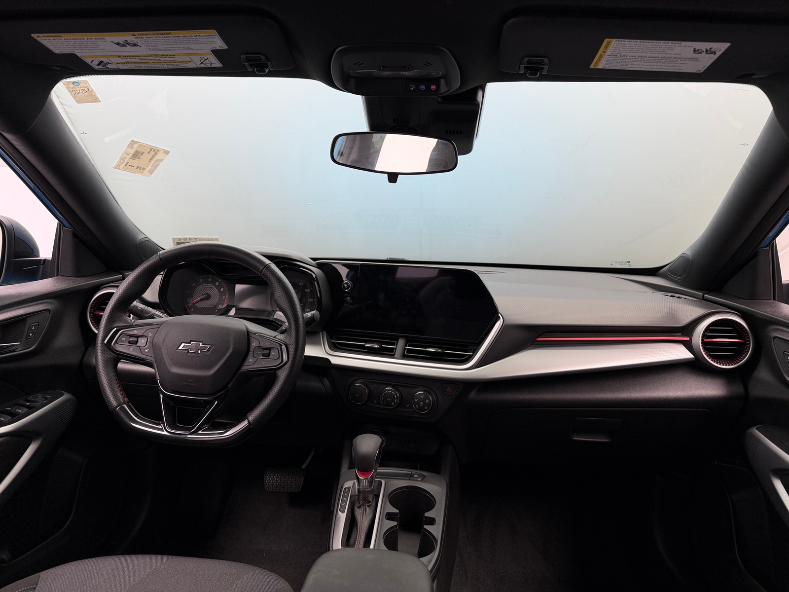 Thumbnail: 2025 Chevrolet Trax - 3