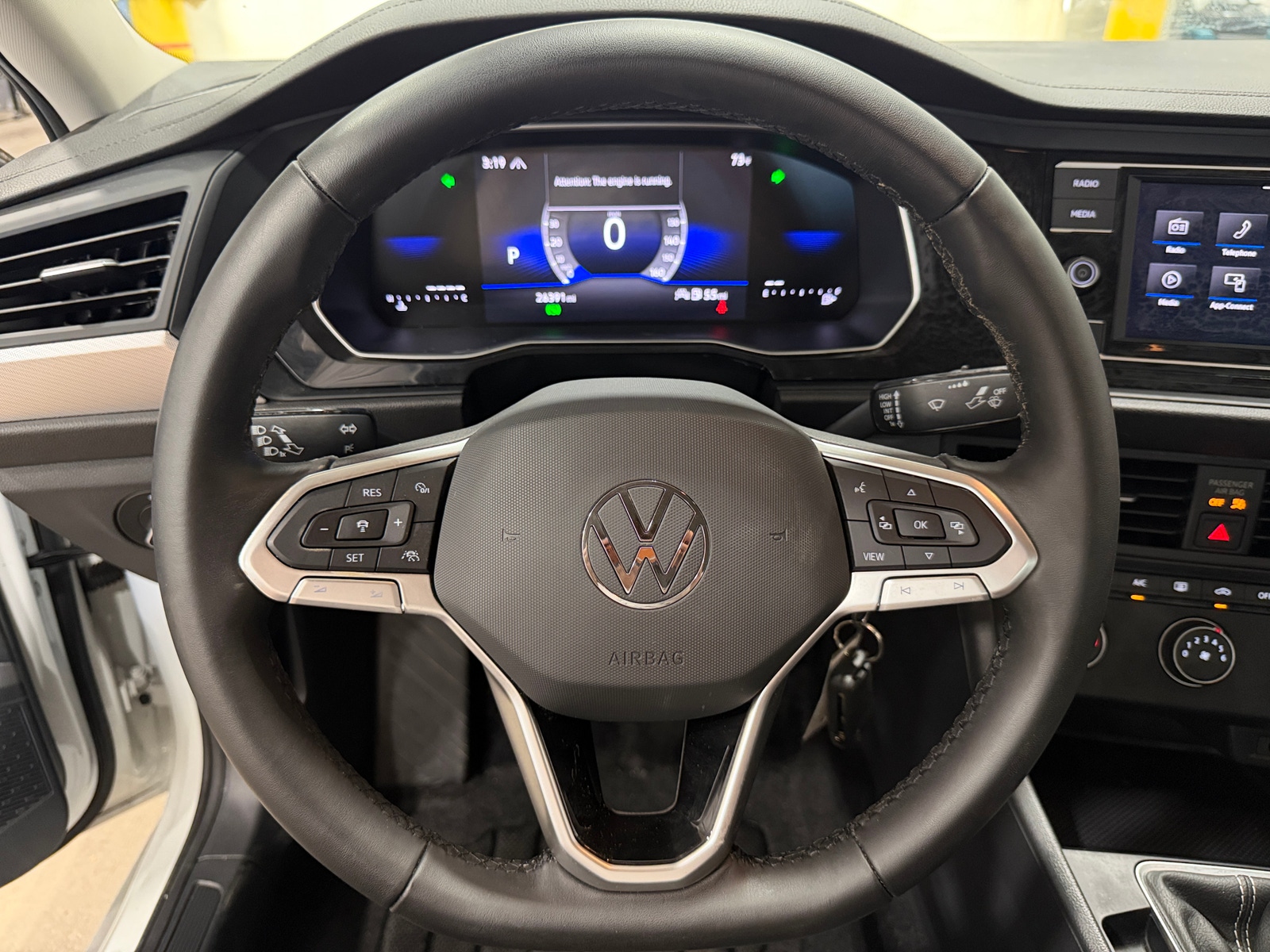 Thumbnail: 2024 Volkswagen Jetta - 5