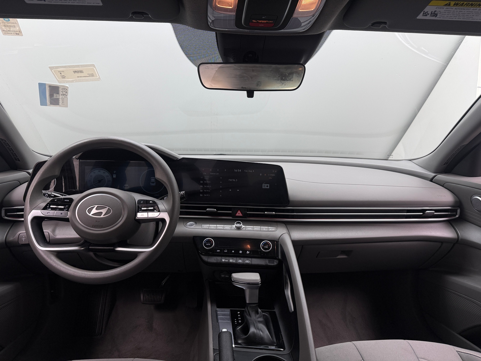 Thumbnail: 2024 Hyundai Elantra - 3