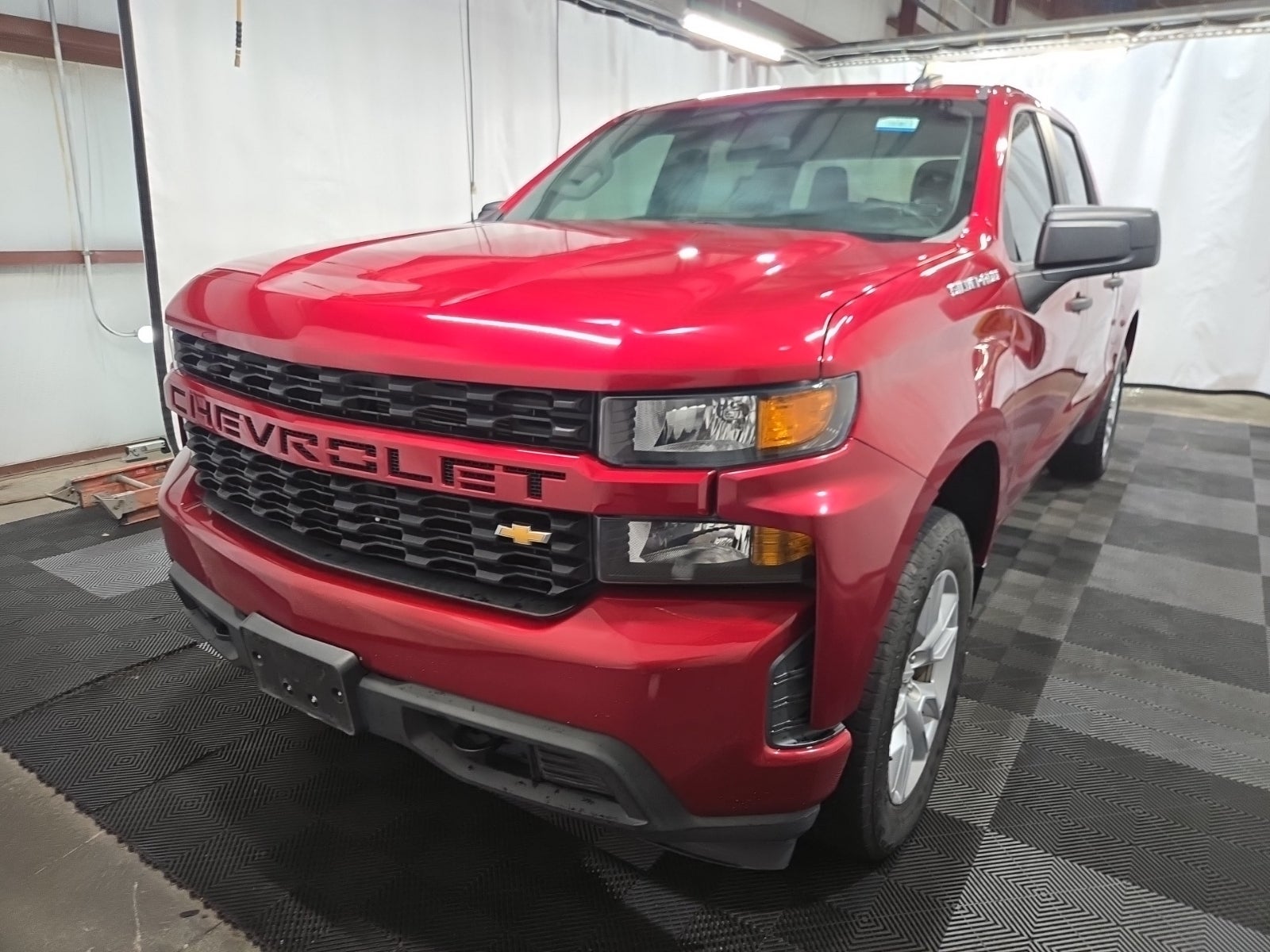 2020 Chevrolet Silverado 1500 4WD Crew Cab 147" Custom