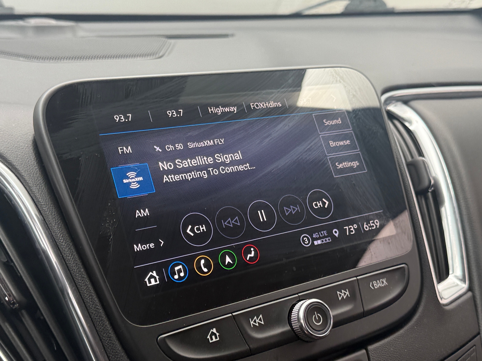 Thumbnail: 2021 Chevrolet Malibu - 3