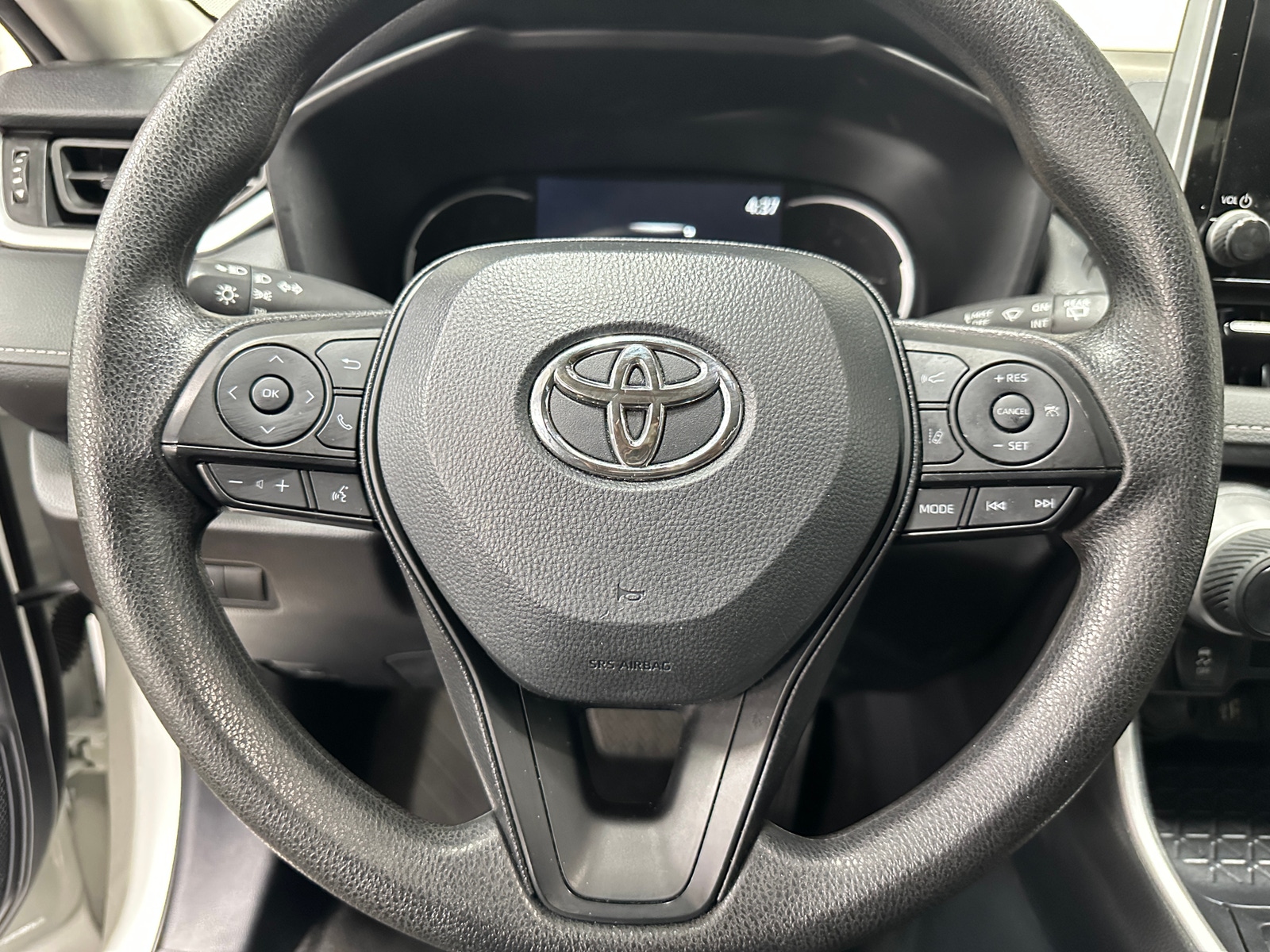 Thumbnail: 2025 Toyota RAV4 - 5