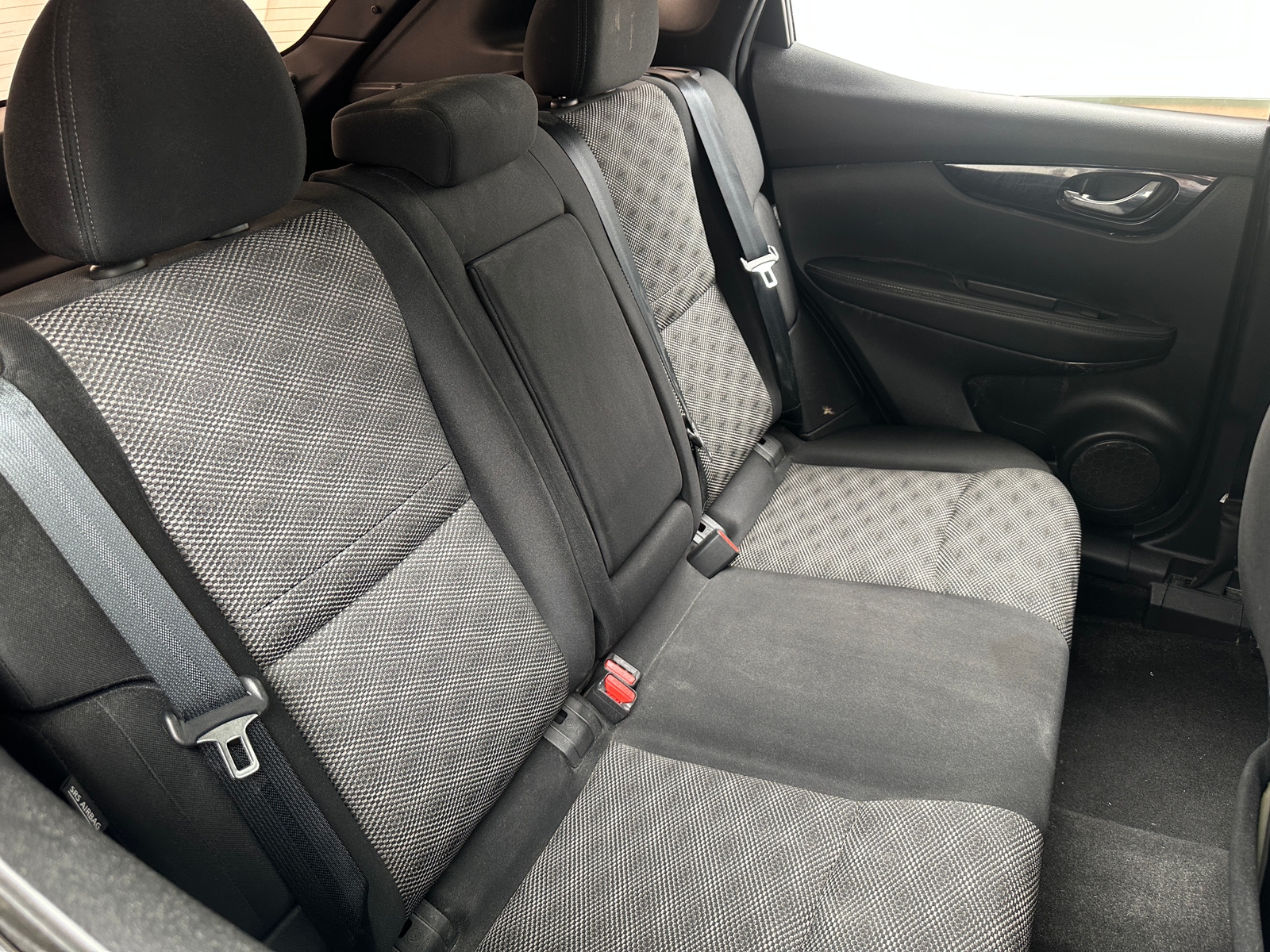 Thumbnail: 2021 Nissan Rogue Sport - 6