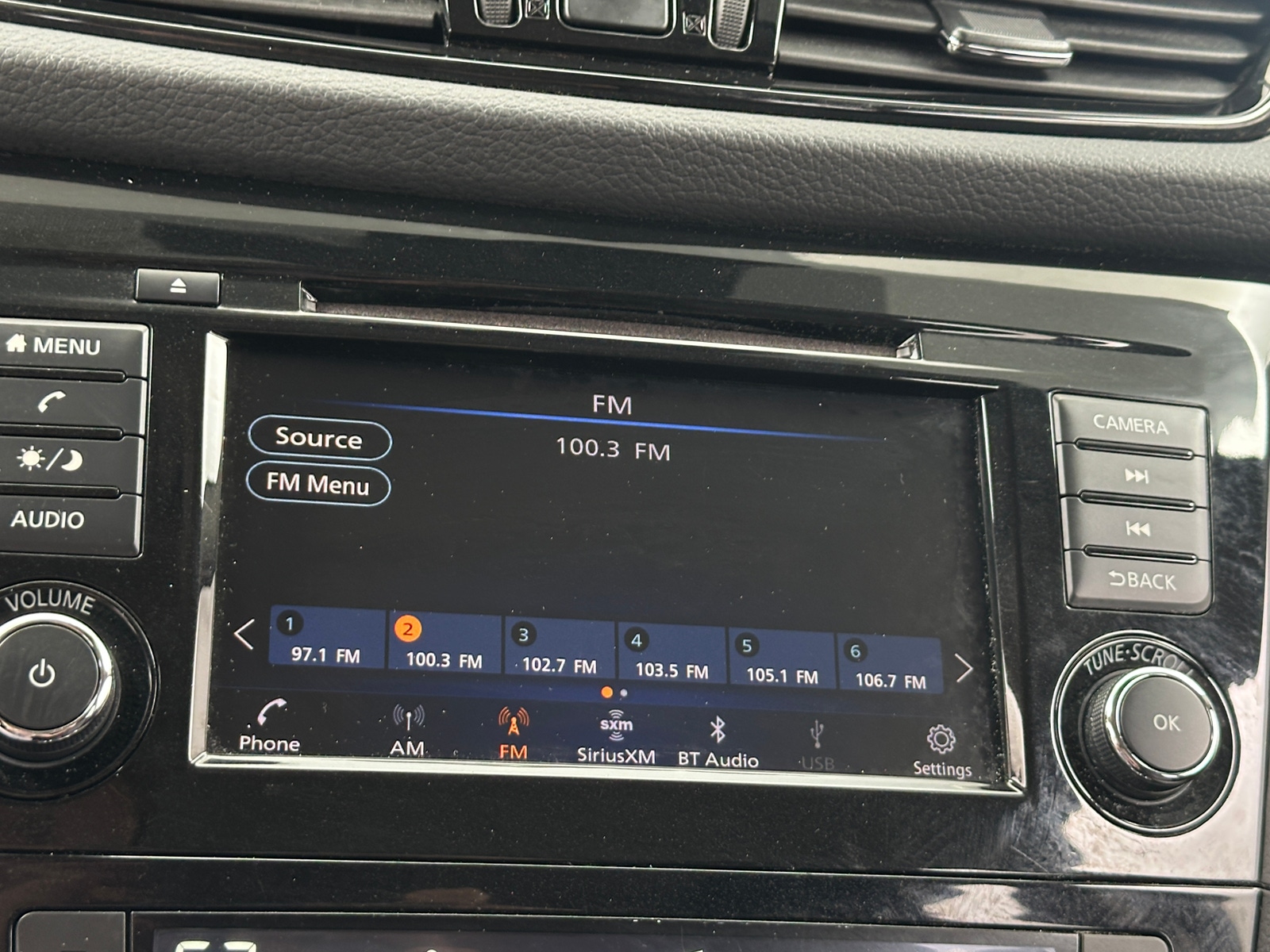 Thumbnail: 2021 Nissan Rogue Sport - 4