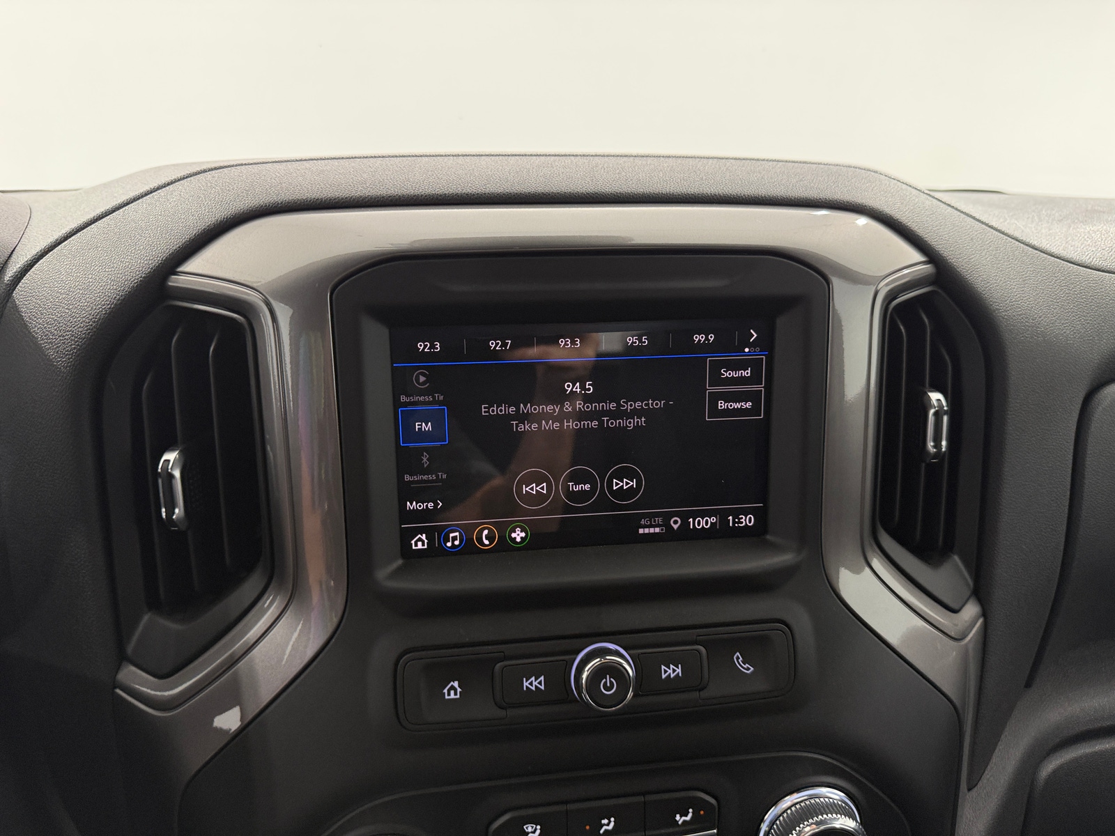 Thumbnail: 2026 GMC Sierra 1500 - 4