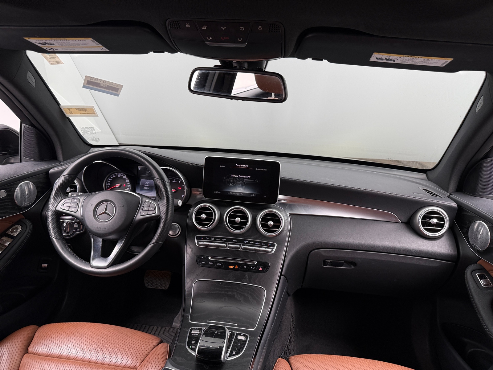 Thumbnail: 2018 Mercedes-Benz GLC - 2