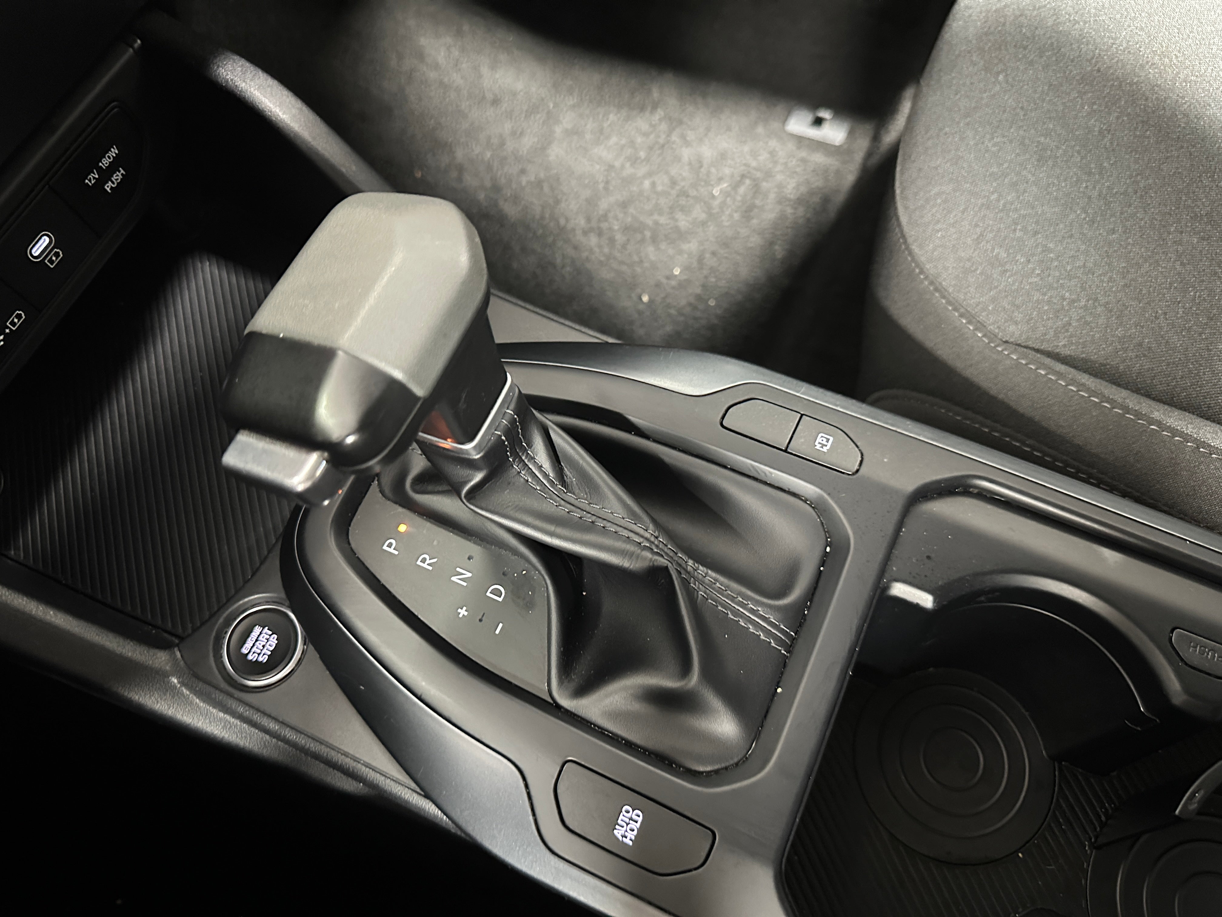 2025 Kia K4 LXS - Photo 6