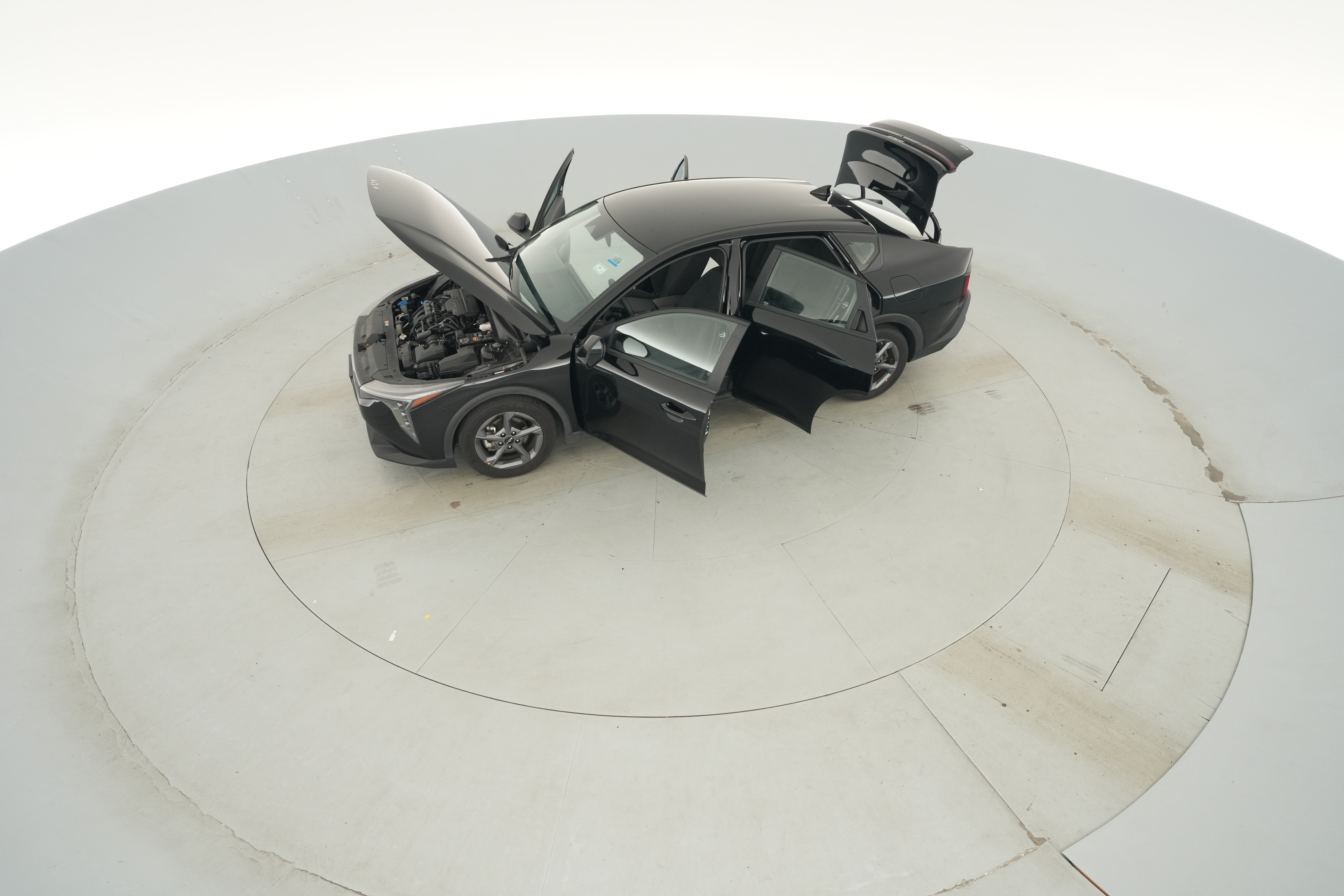 2025 Kia K4 LXS - Photo 42