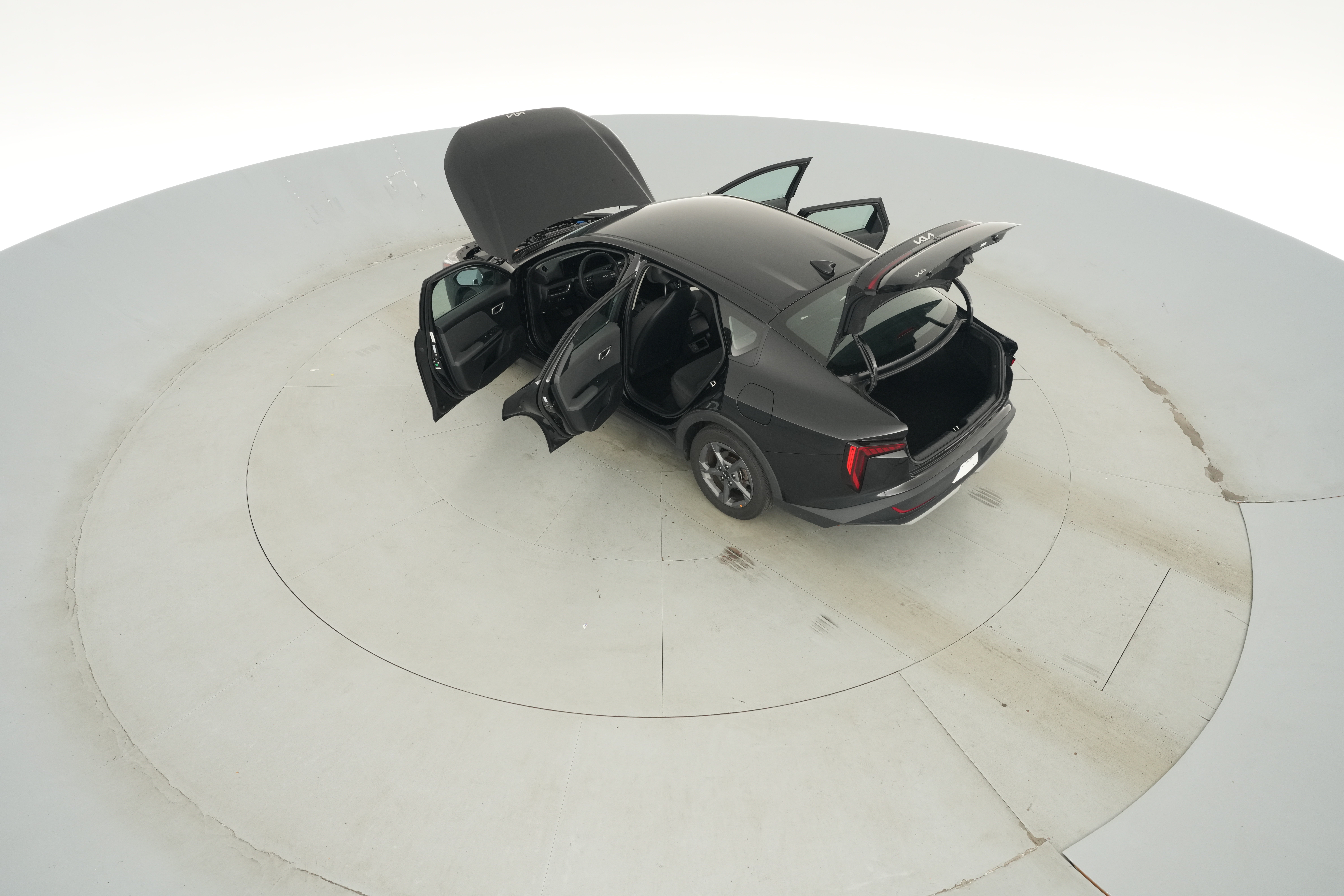 2025 Kia K4 LXS - Photo 45