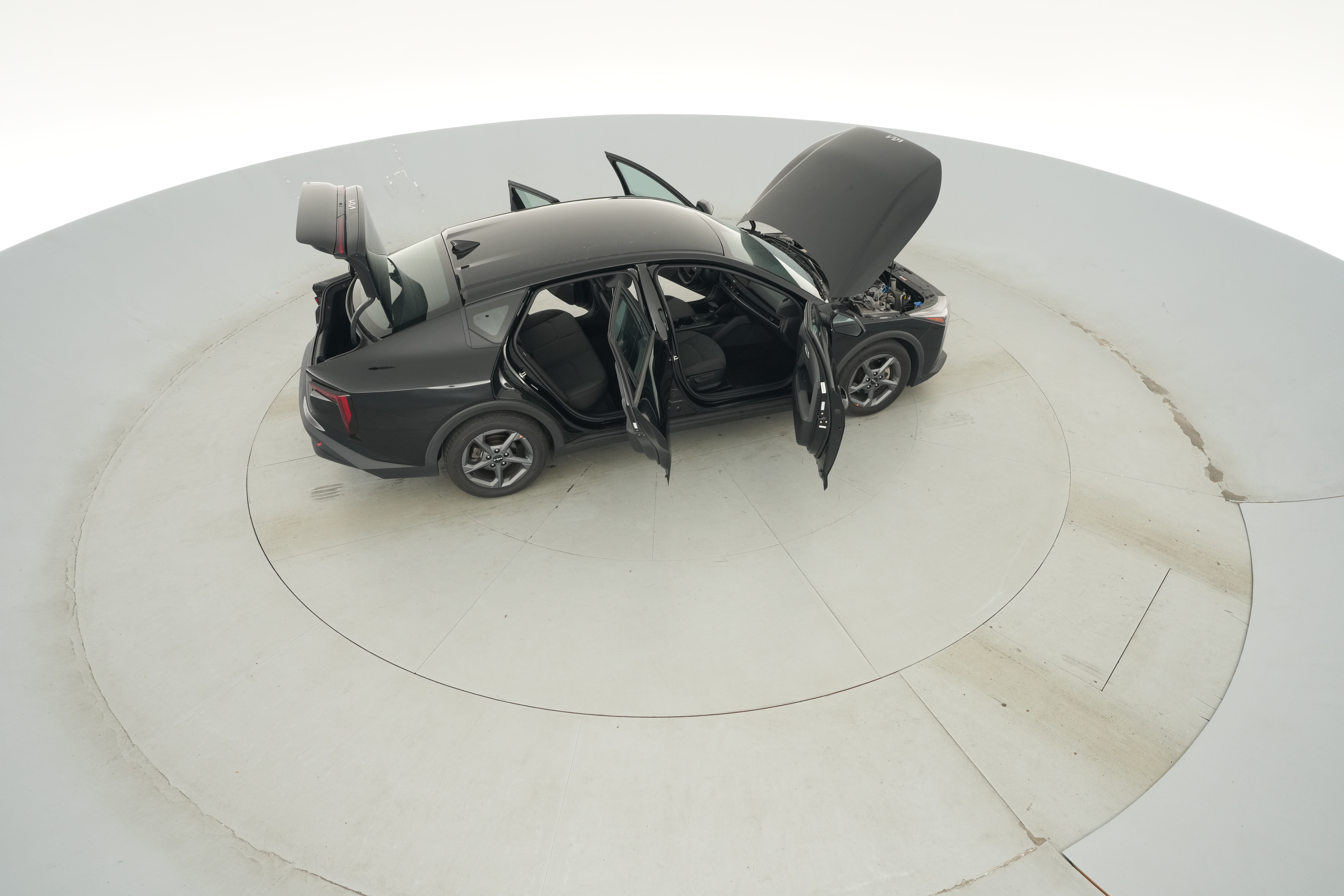 2025 Kia K4 LXS - Photo 50