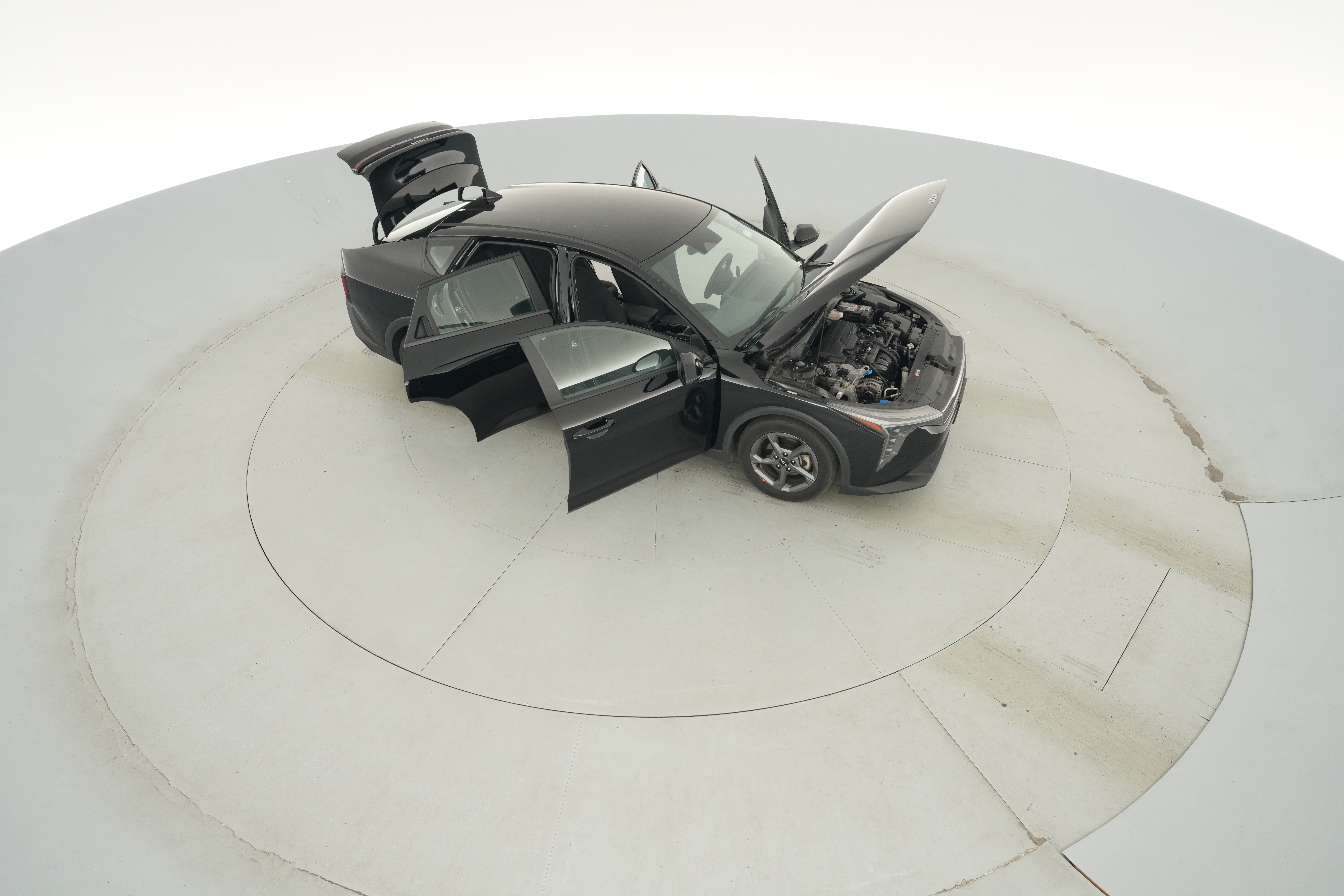 2025 Kia K4 LXS - Photo 52