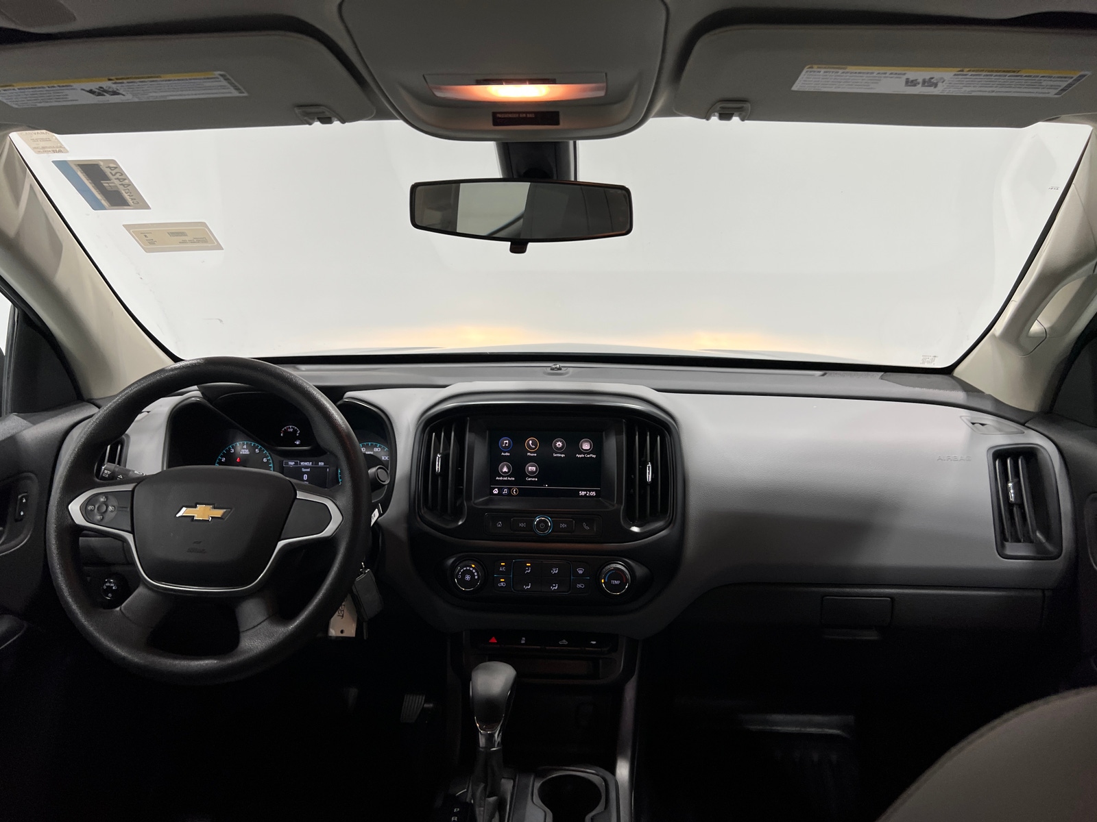 Thumbnail: 2022 Chevrolet Colorado - 3