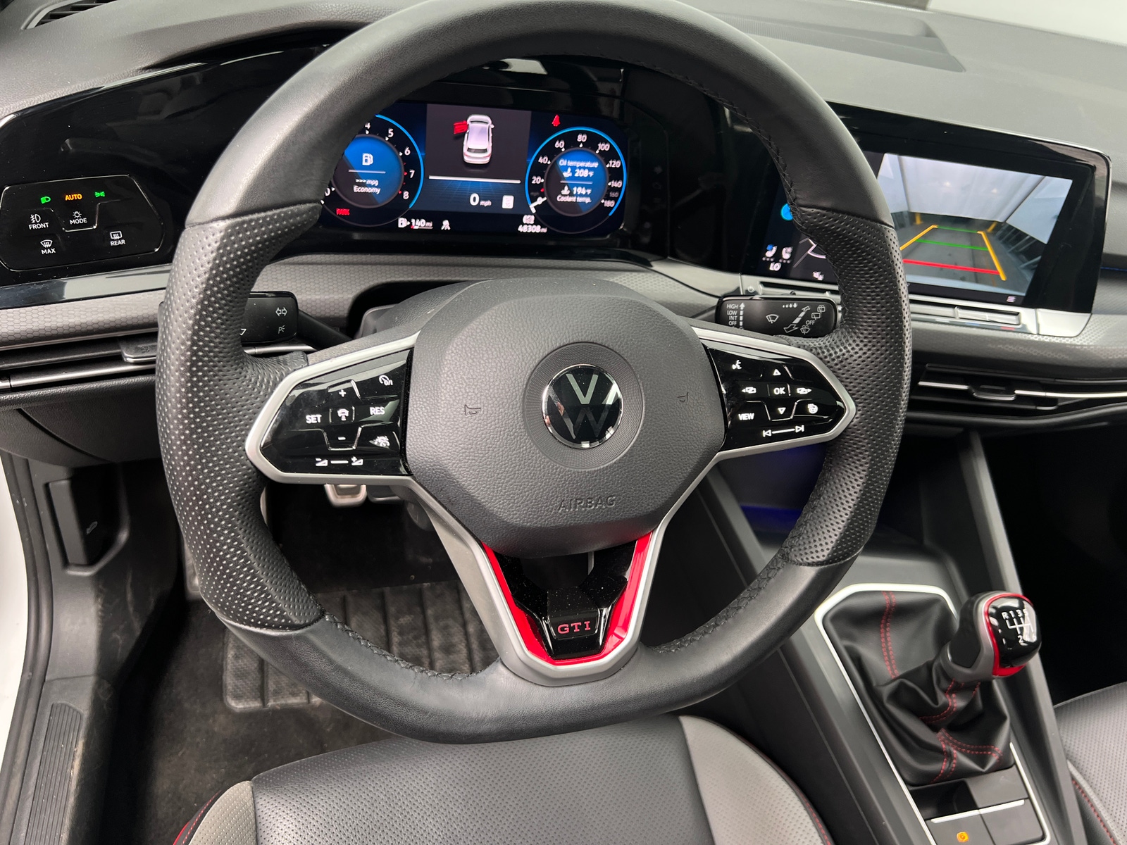 Thumbnail: 2022 Volkswagen Golf - 4