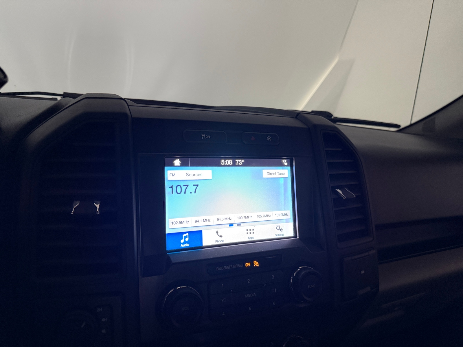 Thumbnail: 2019 Ford Econoline - 4