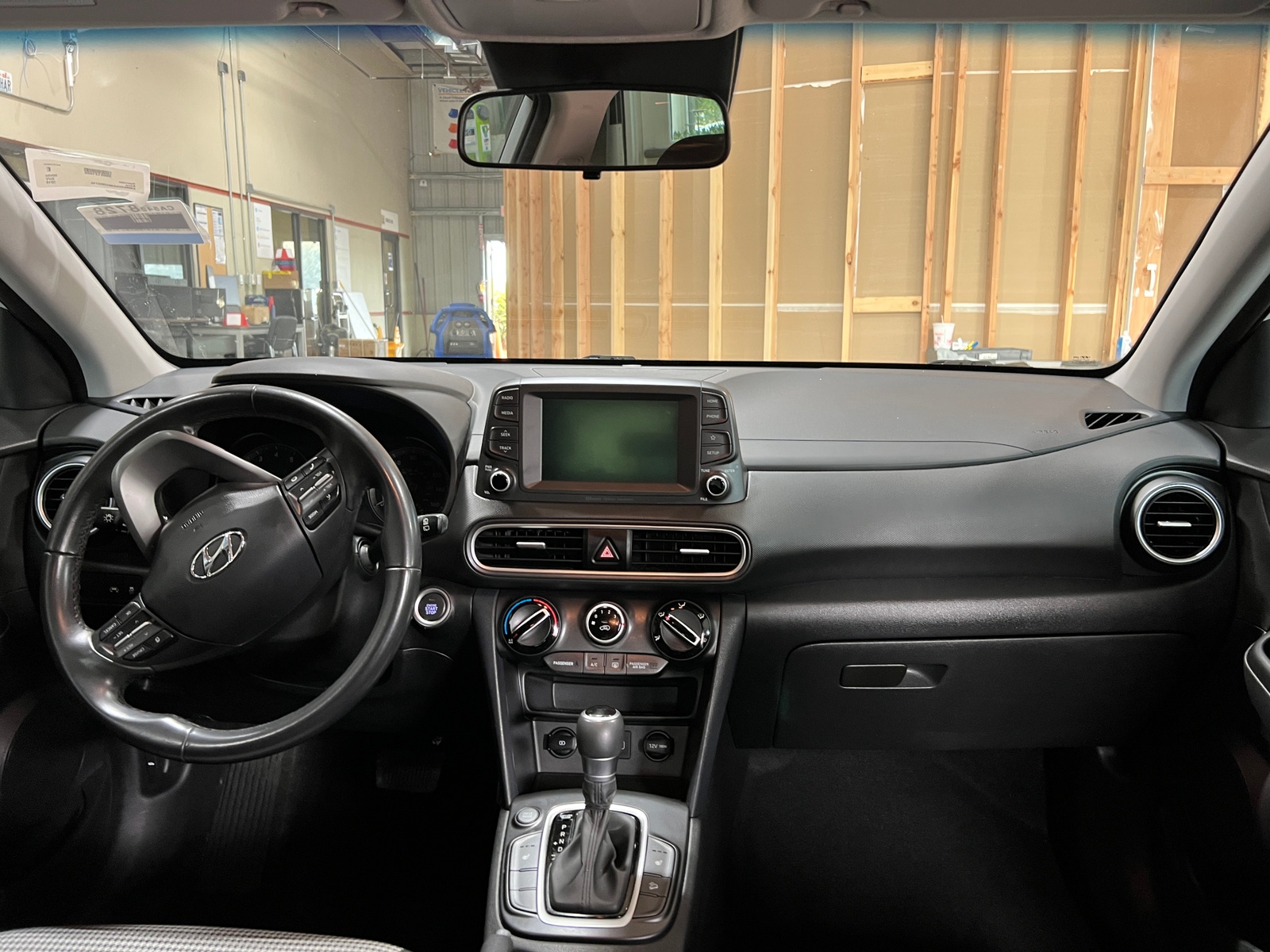 Thumbnail: 2019 Hyundai Kona - 3