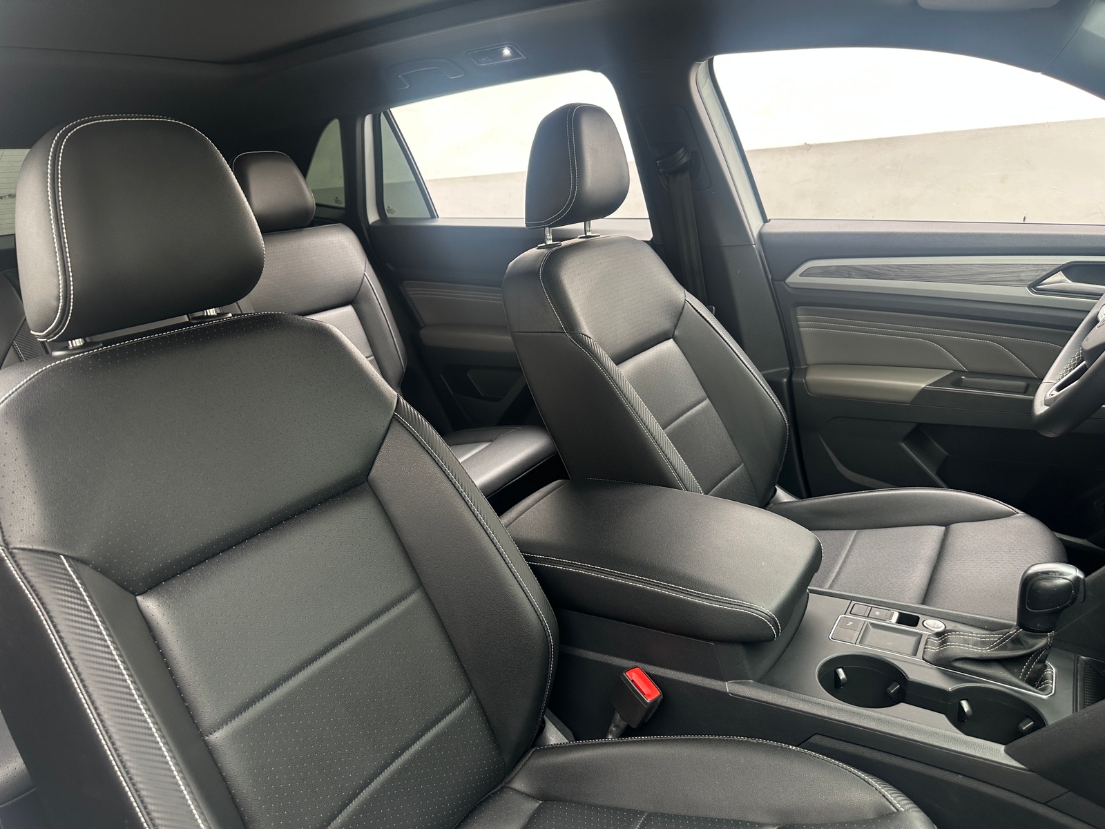 Thumbnail: 2023 Volkswagen Atlas - 2
