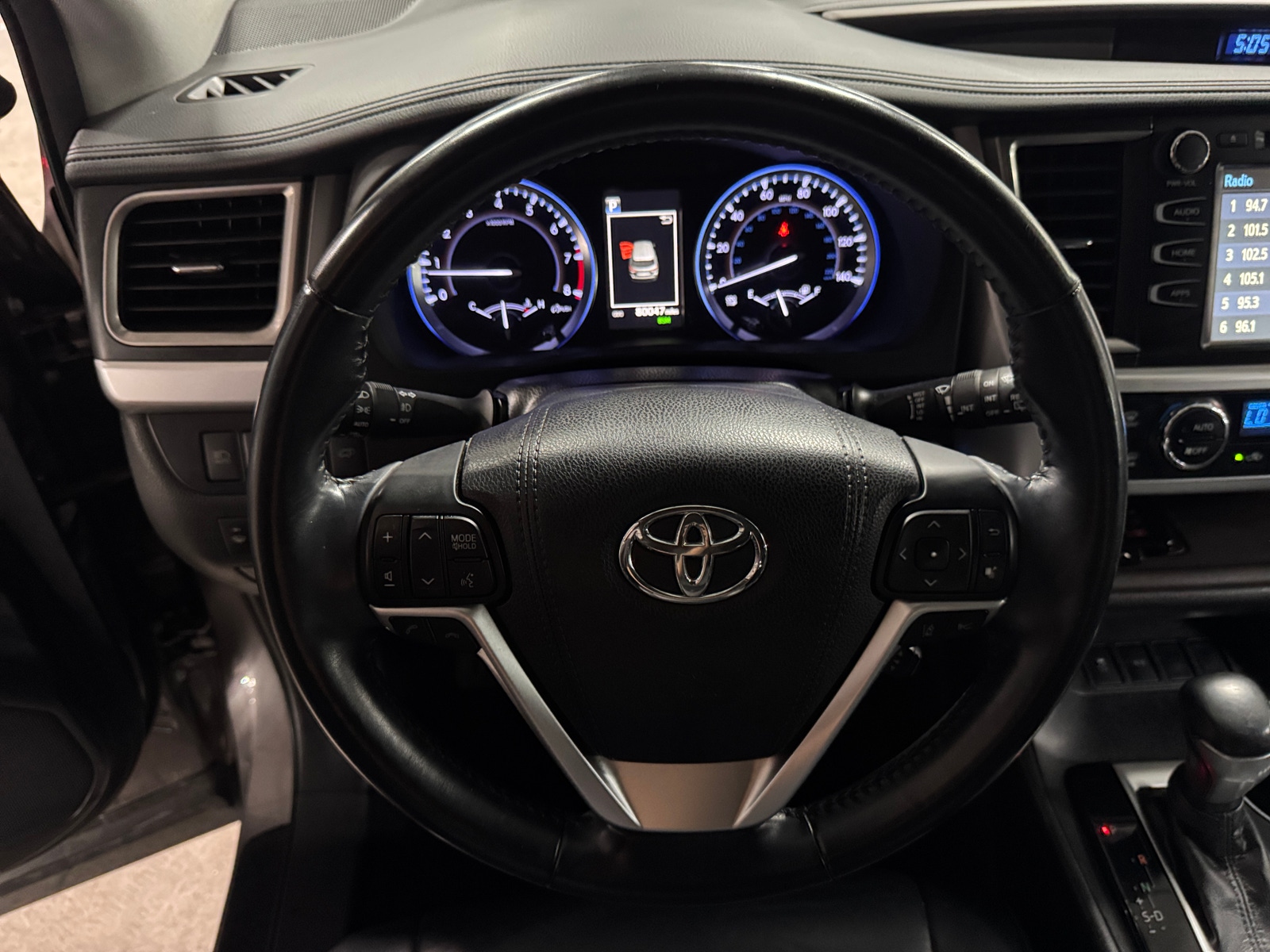 Thumbnail: 2018 Toyota Highlander - 4