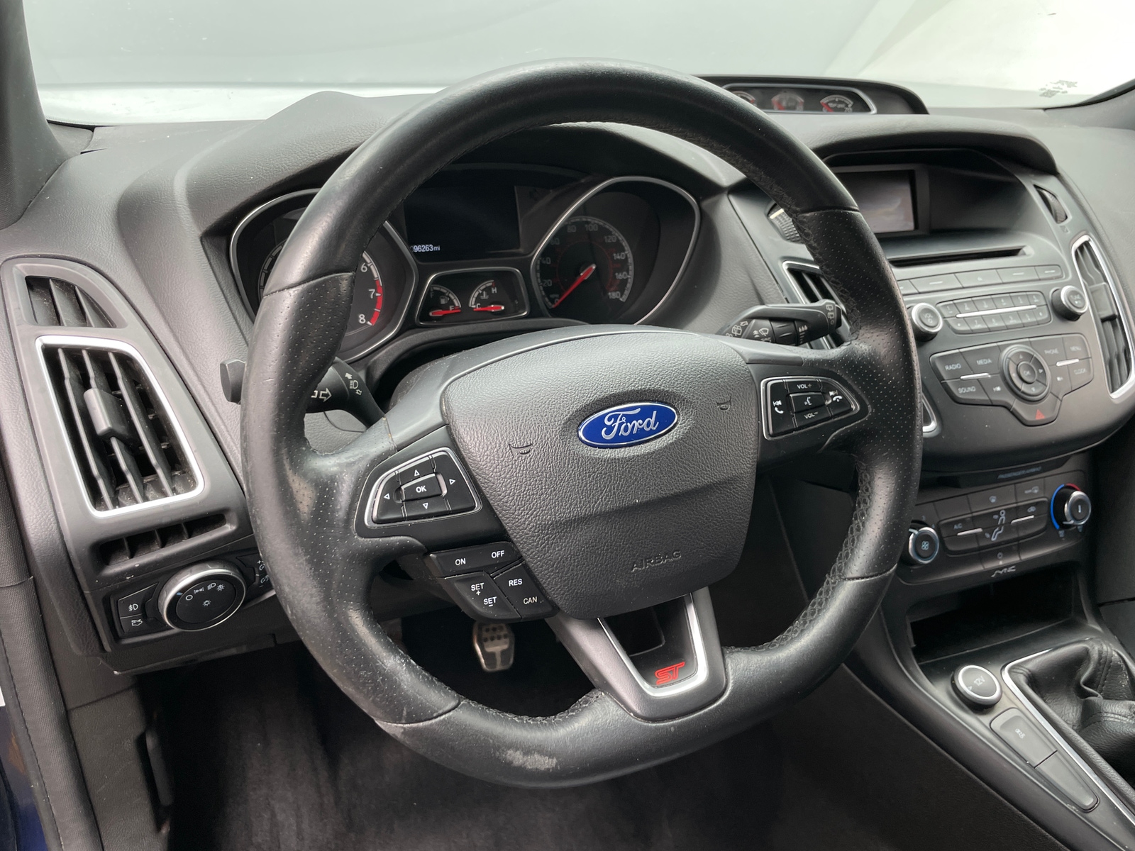 Thumbnail: 2016 Ford Focus - 5