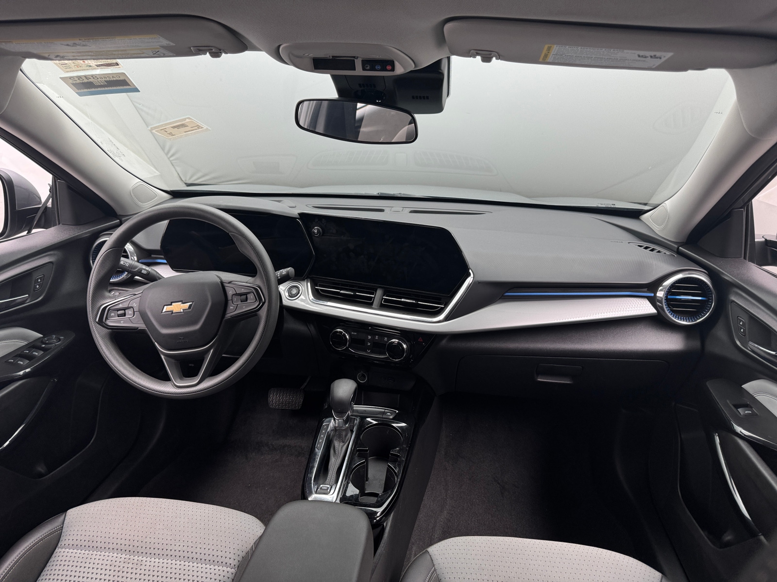Thumbnail: 2025 Chevrolet Trax - 2