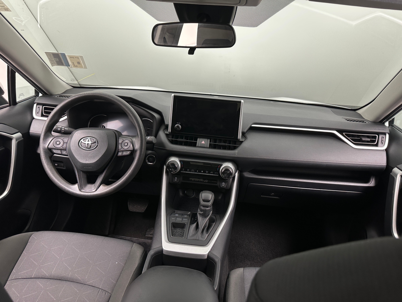Thumbnail: 2025 Toyota RAV4 - 3