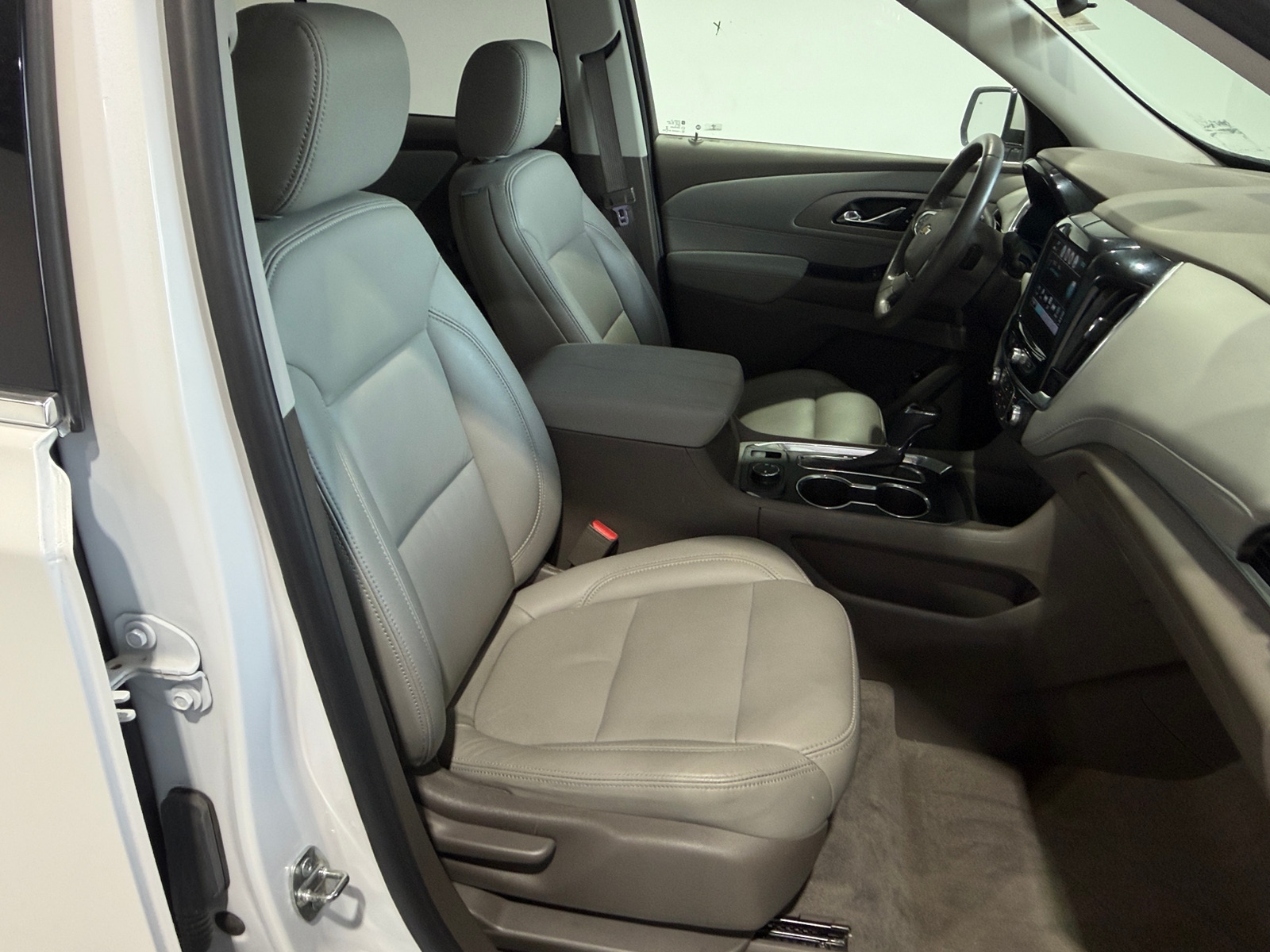 Thumbnail: 2019 Chevrolet Traverse - 2
