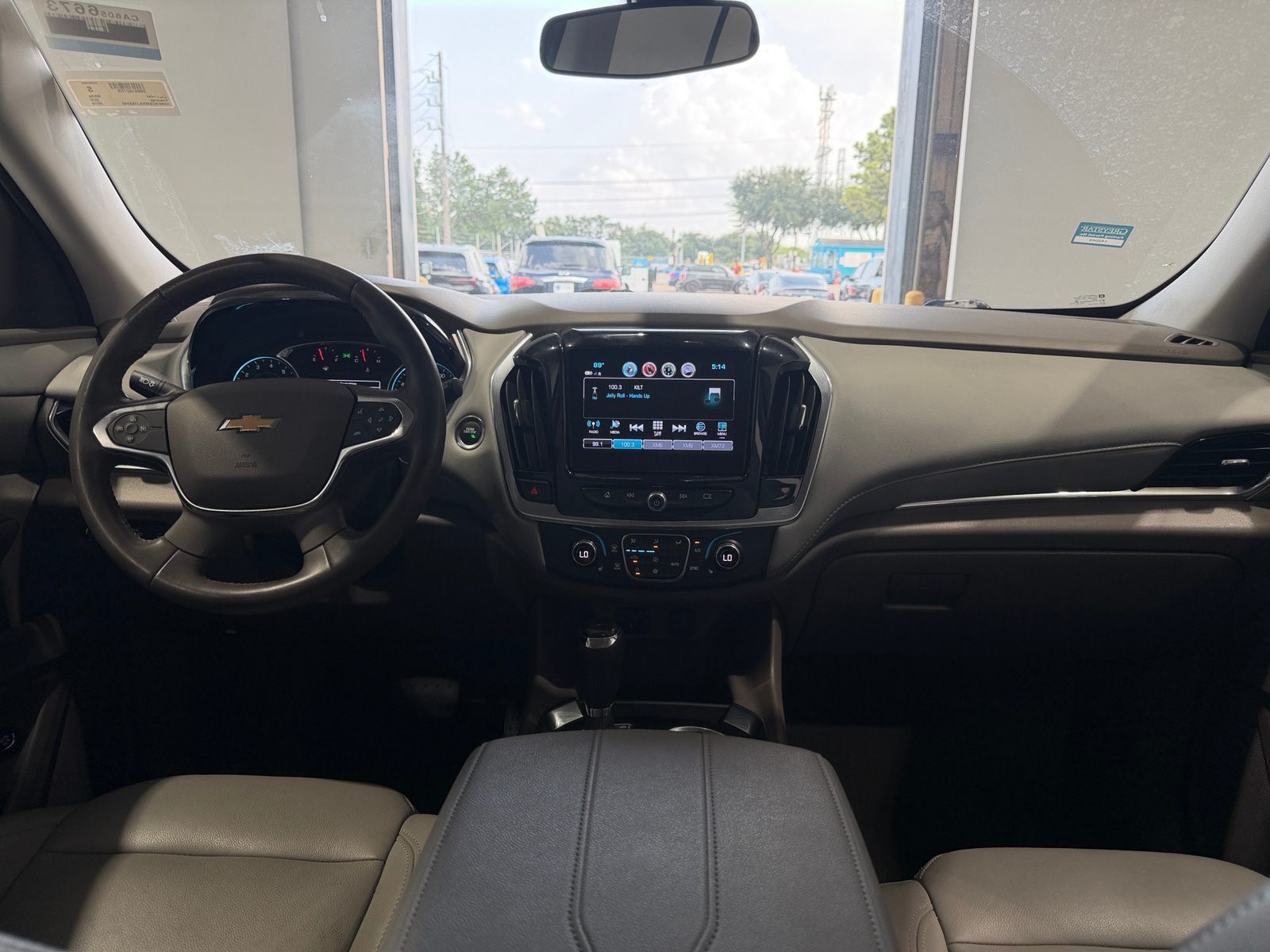 Thumbnail: 2019 Chevrolet Traverse - 3