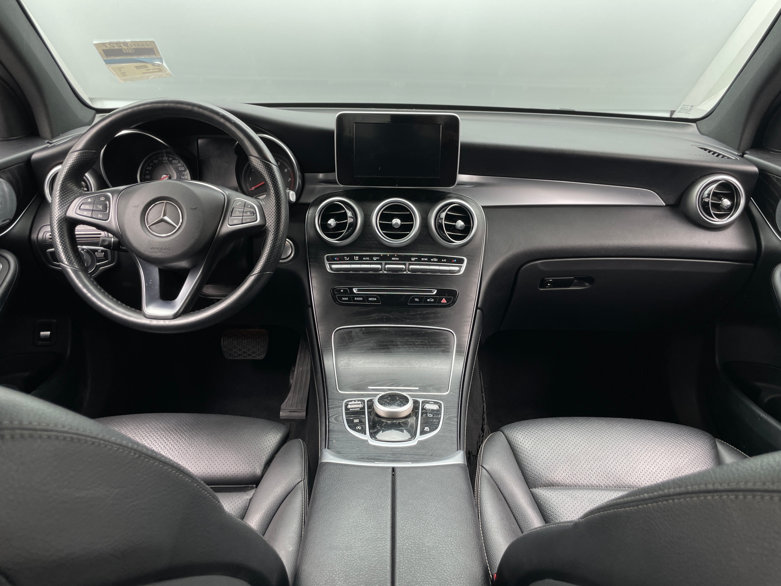 Thumbnail: 2018 Mercedes-Benz GLC - 2