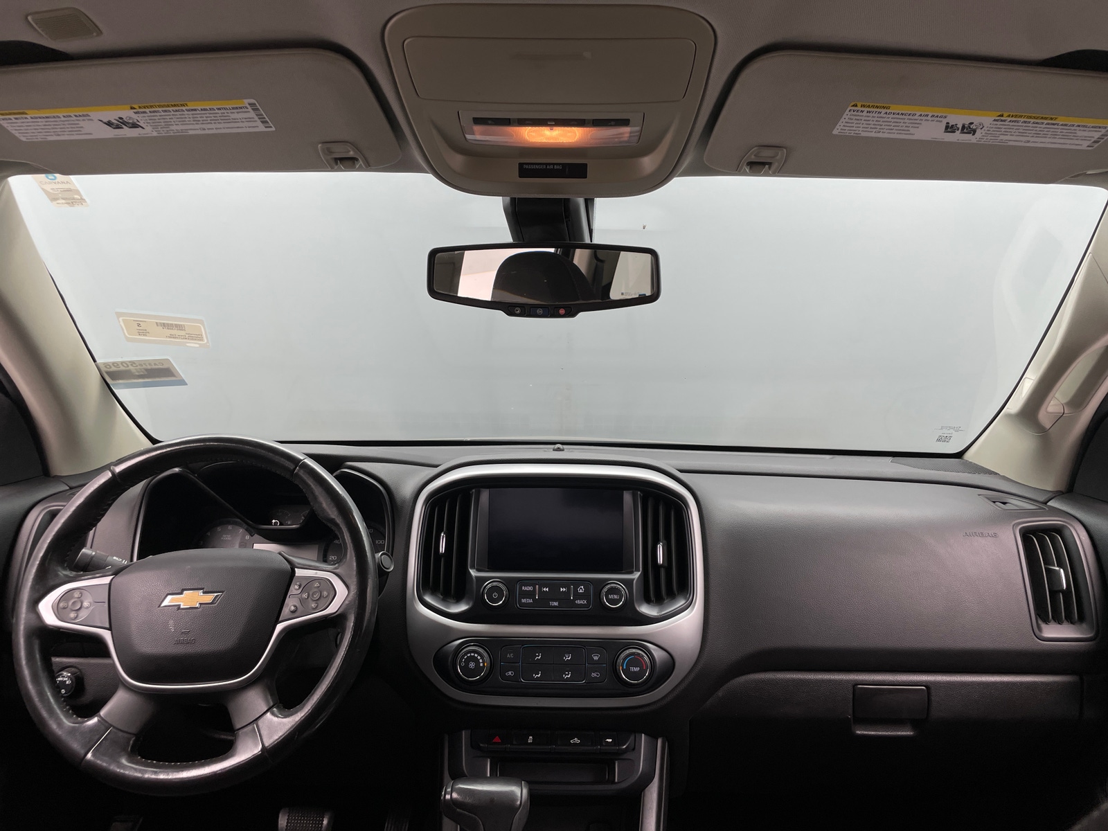 Thumbnail: 2018 Chevrolet Colorado - 3