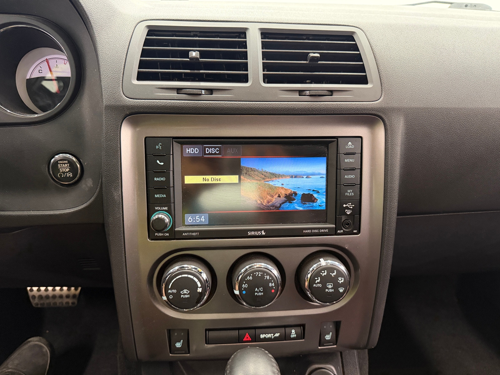 Thumbnail: 2014 Dodge Challenger - 3