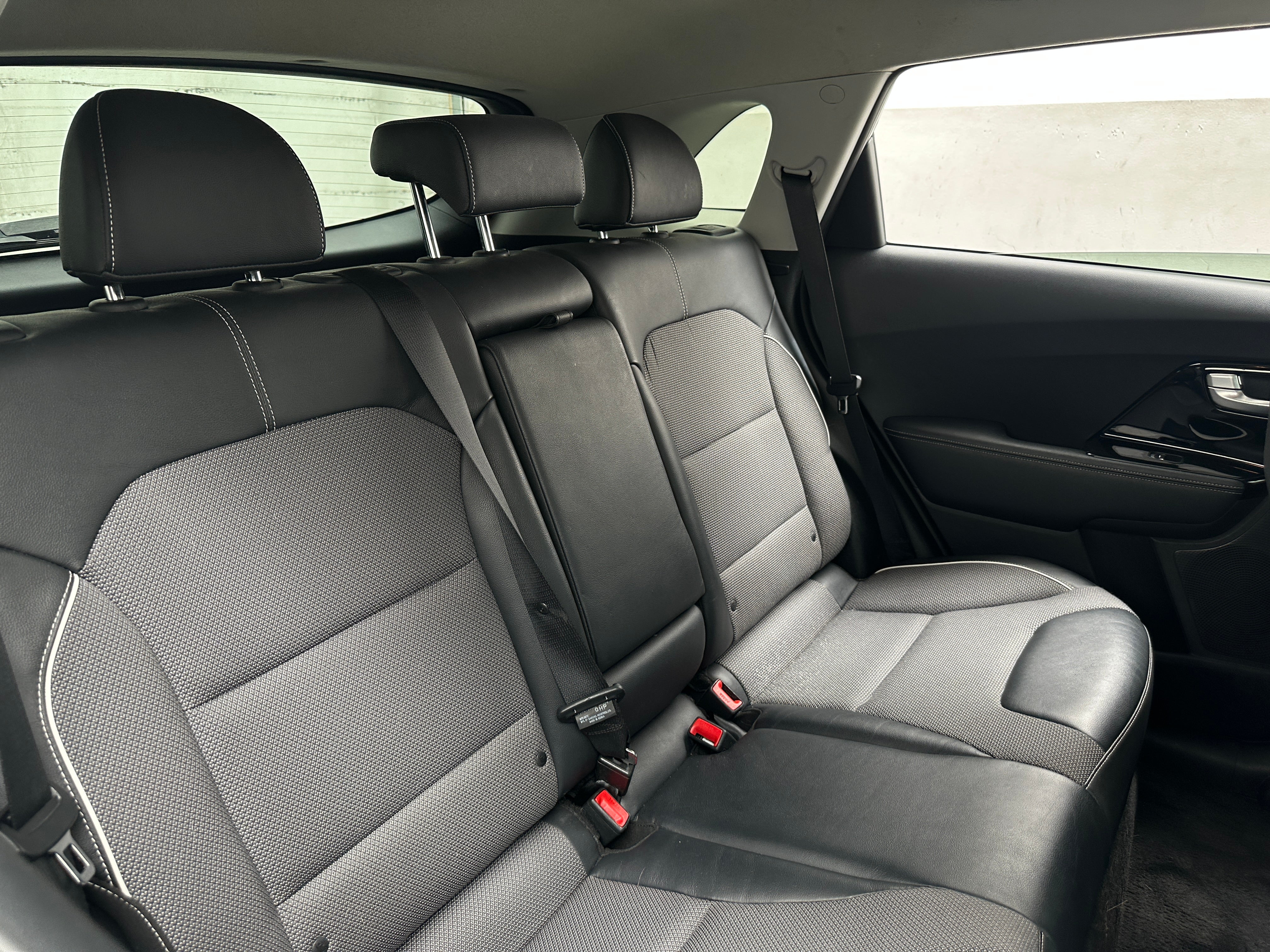Used 2019 Kia Niro EX with VIN KNDCC3LG3K5022725 for sale in Auburn, WA