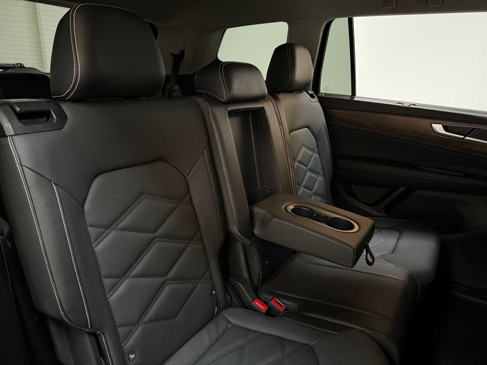 Thumbnail: 2026 Volkswagen Atlas - 5
