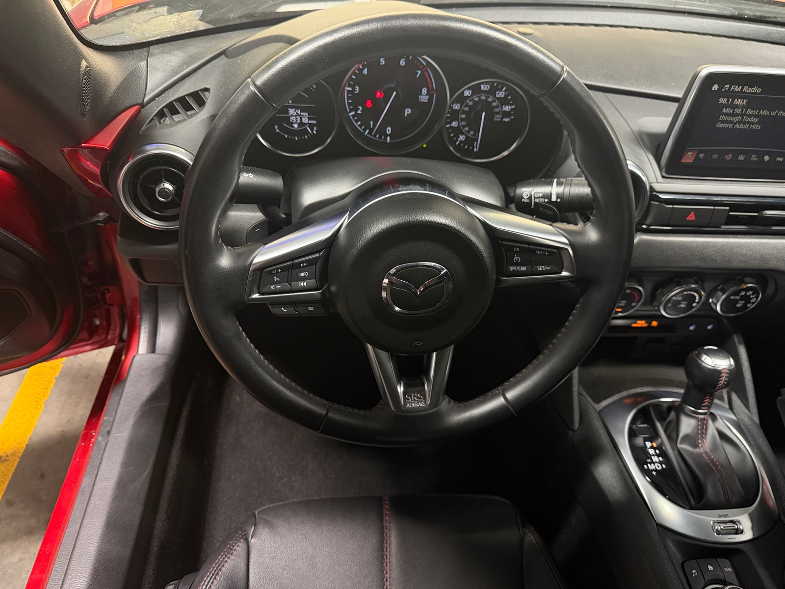 Thumbnail: 2016 Mazda MX-5 Miata - 4