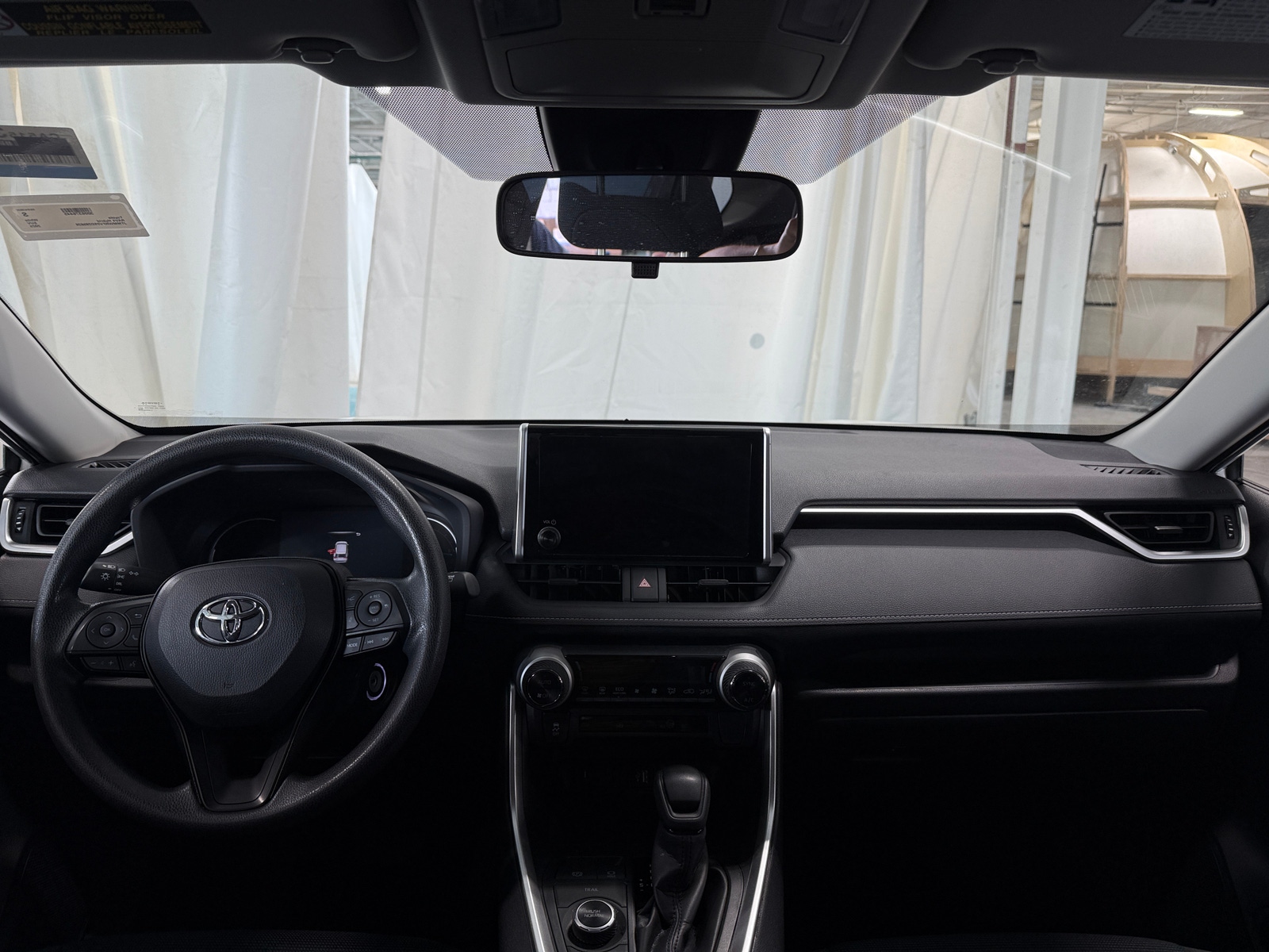 Thumbnail: 2025 Toyota RAV4 - 3