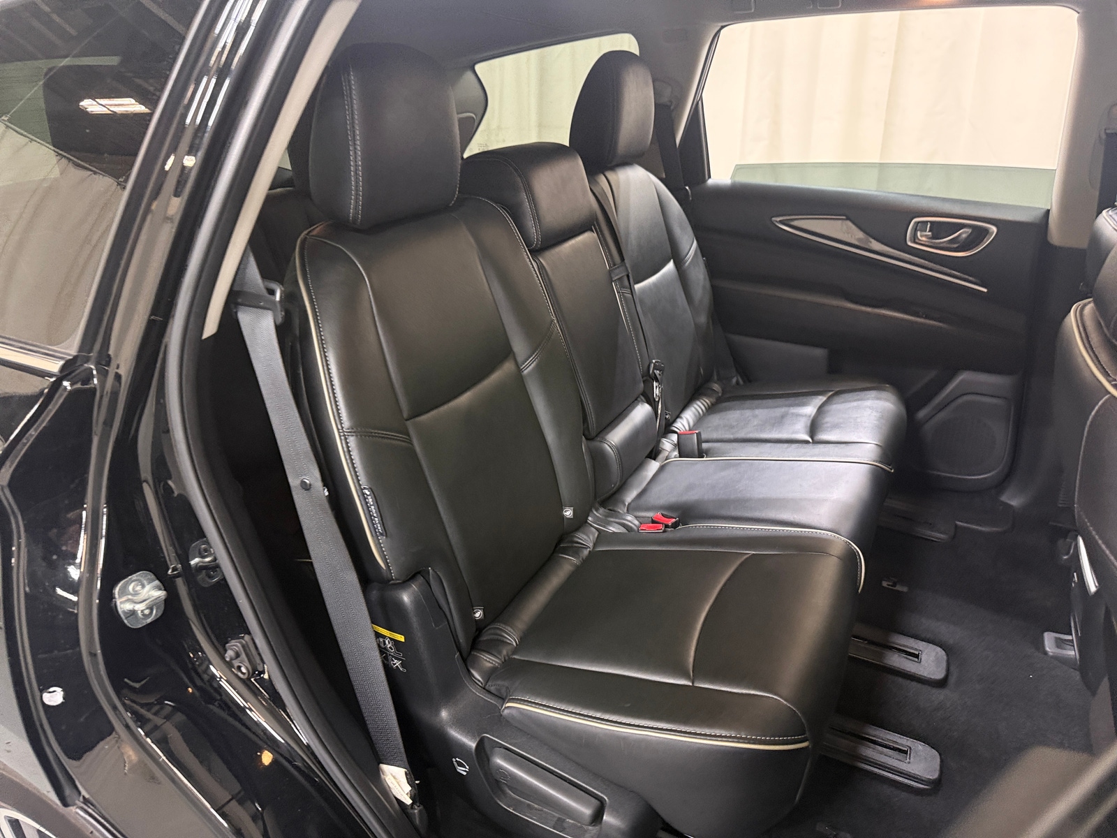 Thumbnail: 2019 INFINITI QX60 - 5