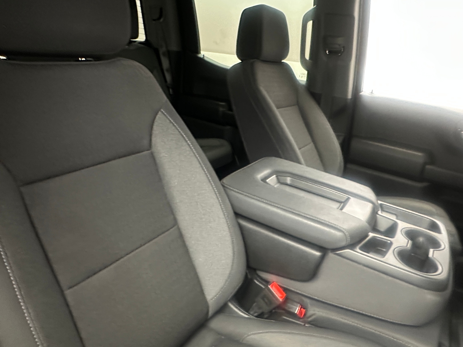 Thumbnail: 2025 GMC Sierra 1500 - 2