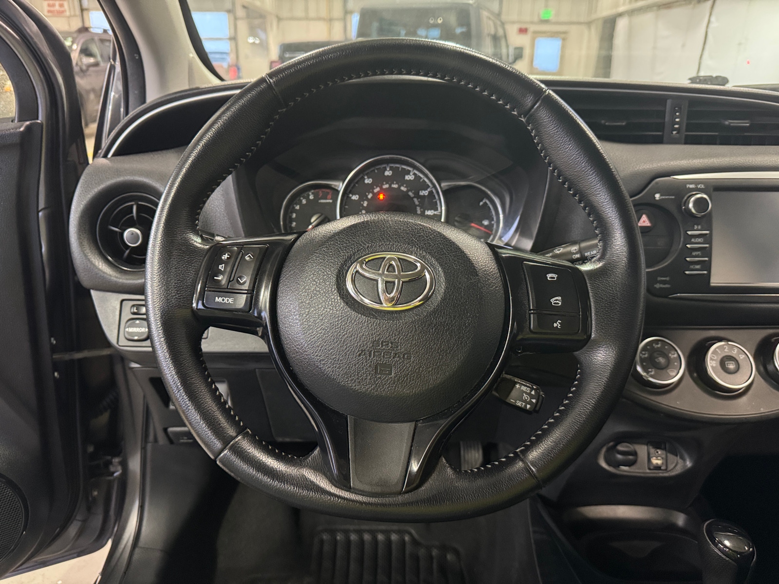 Thumbnail: 2018 Toyota Yaris - 5