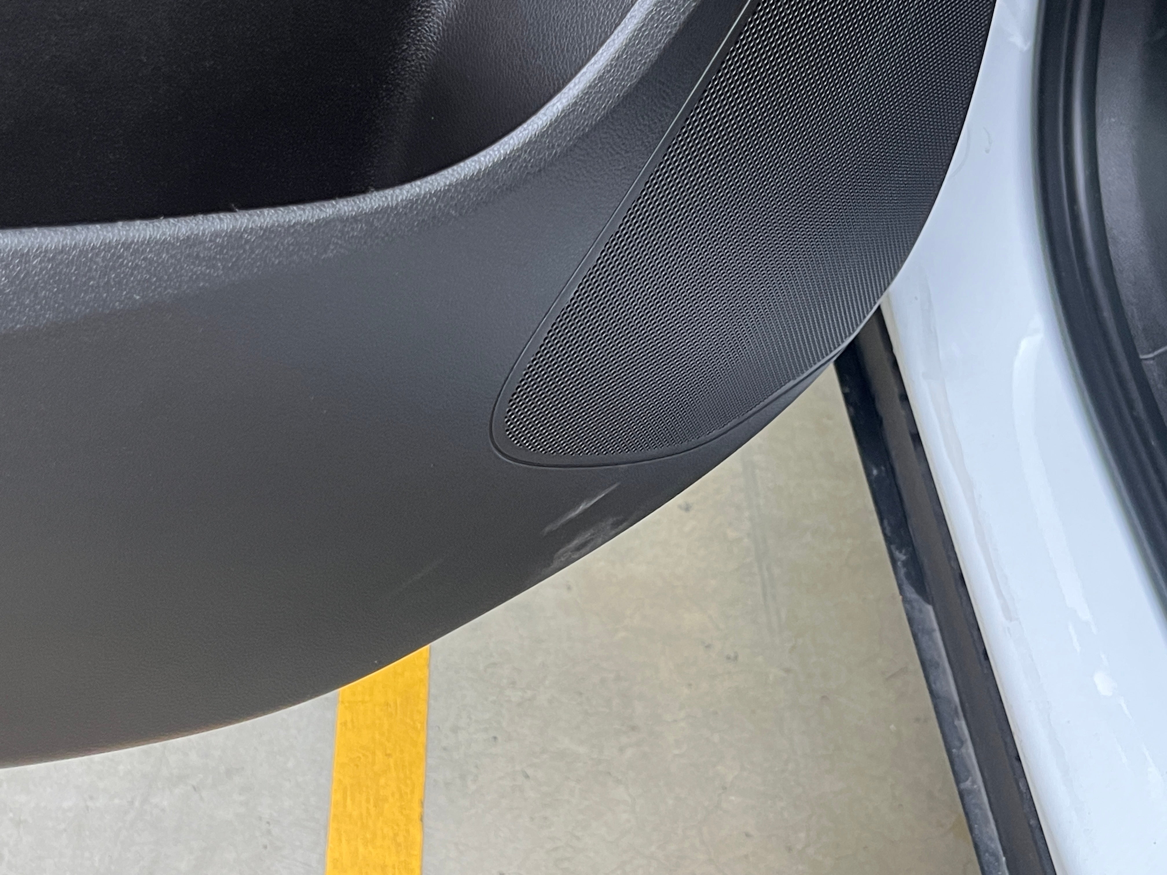 2023 Chevrolet Bolt EUV LT - Photo 23