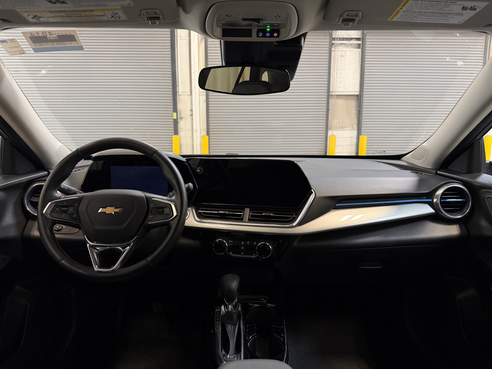 Thumbnail: 2025 Chevrolet Trax - 2