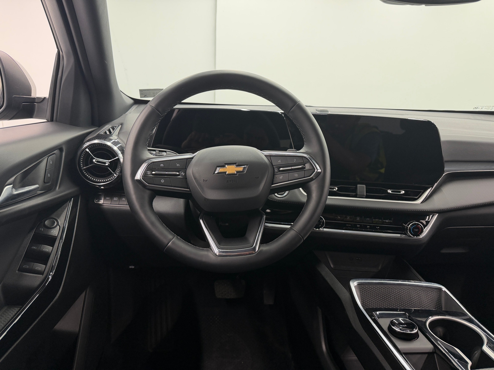Thumbnail: 2026 Chevrolet Equinox - 5