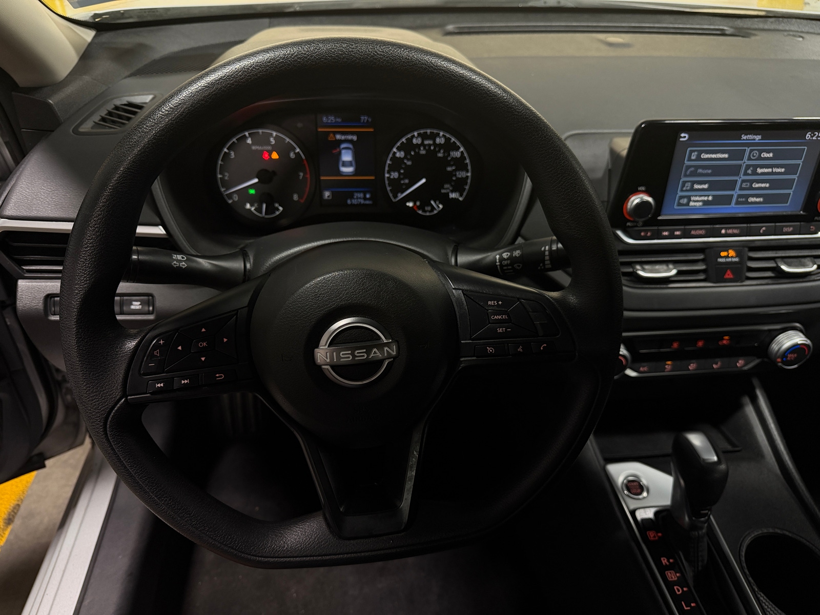 Thumbnail: 2023 Nissan Altima - 5