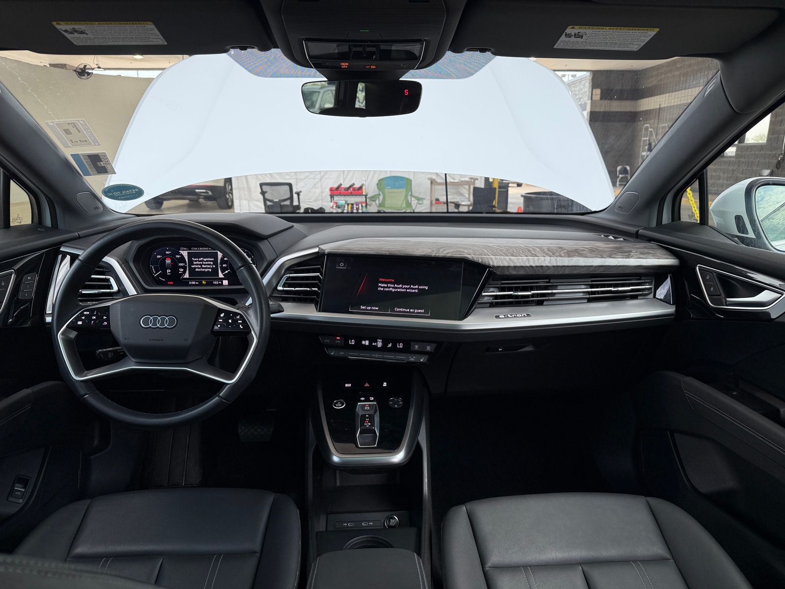 Thumbnail: 2023 Audi Q4 e-tron - 2