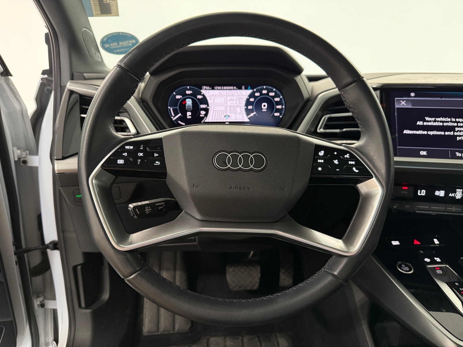 Thumbnail: 2023 Audi Q4 e-tron - 4