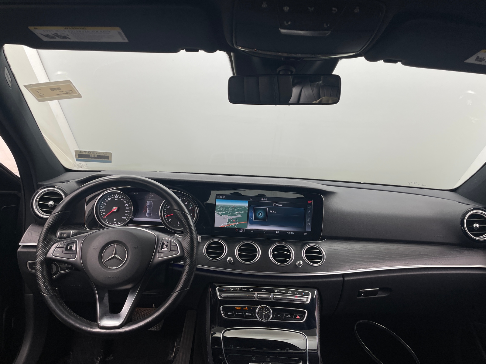 Thumbnail: 2017 Mercedes-Benz E-Class - 2