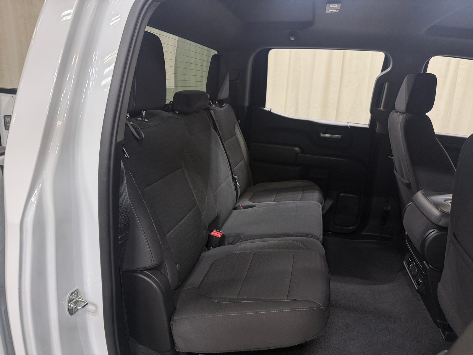 Thumbnail: 2021 Chevrolet Silverado 1500 - 5